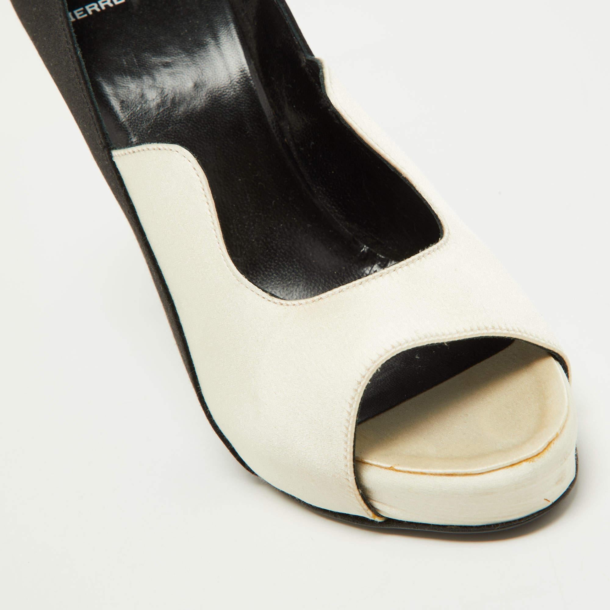 Pierre Hardy White/Black Satin Peep Toe Pumps Size 38.5 For Sale 3