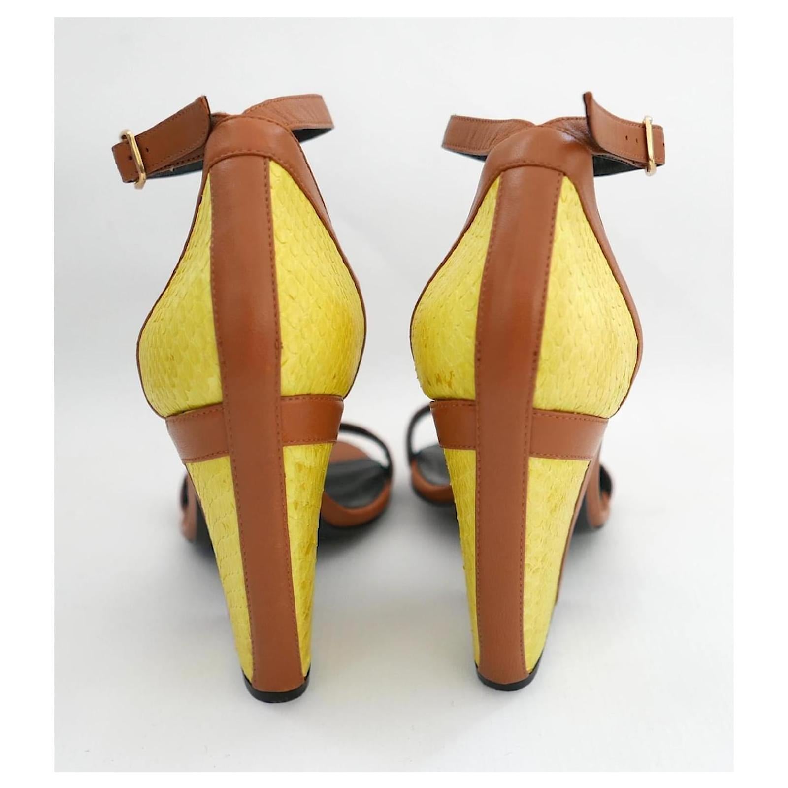 Jaune Pierre Hardy - Talons Art Déco jaune et caramel en vente