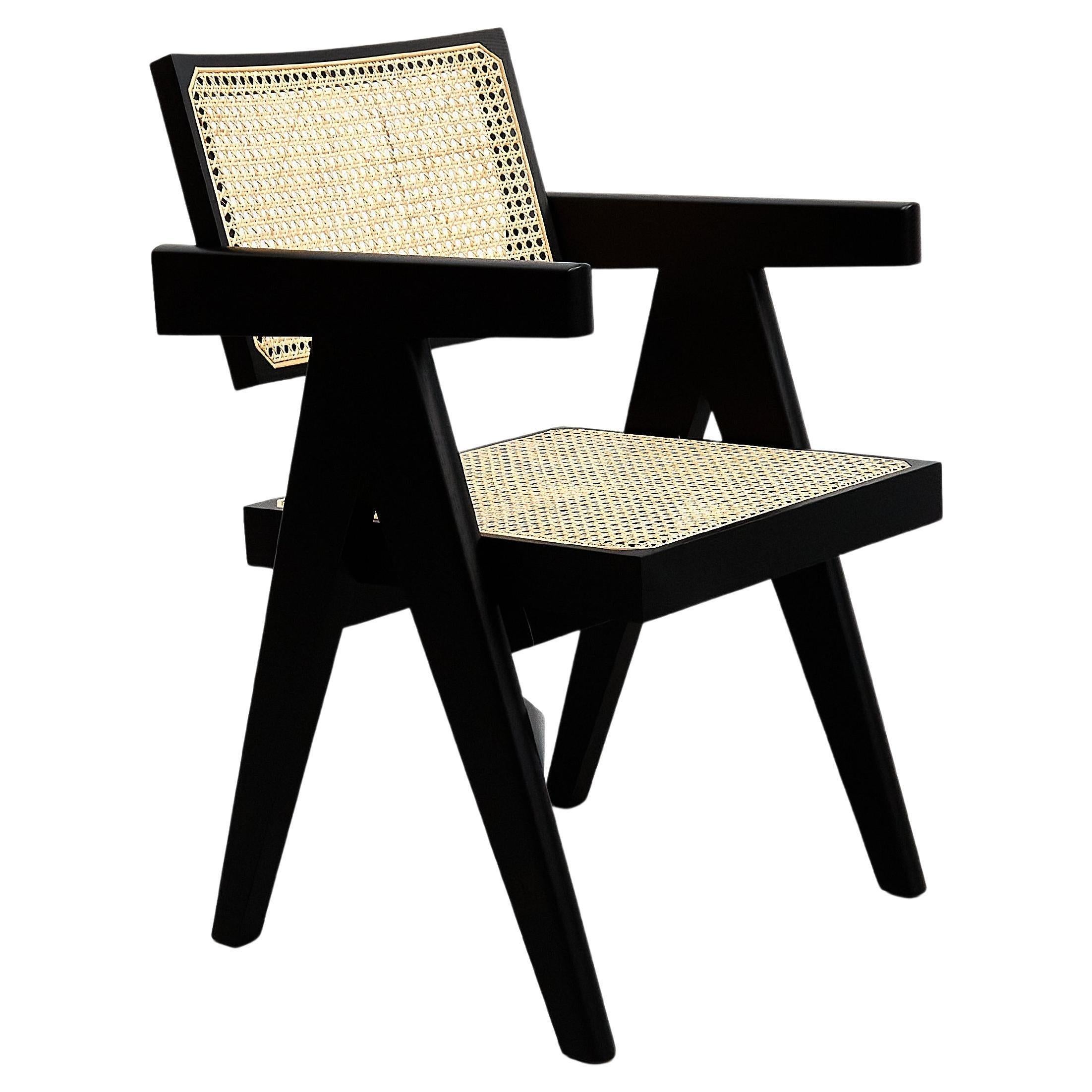 Pierre Jeanneret 051 Silla de oficina Capitol Complex by Cassina Moderno de mediados de siglo
