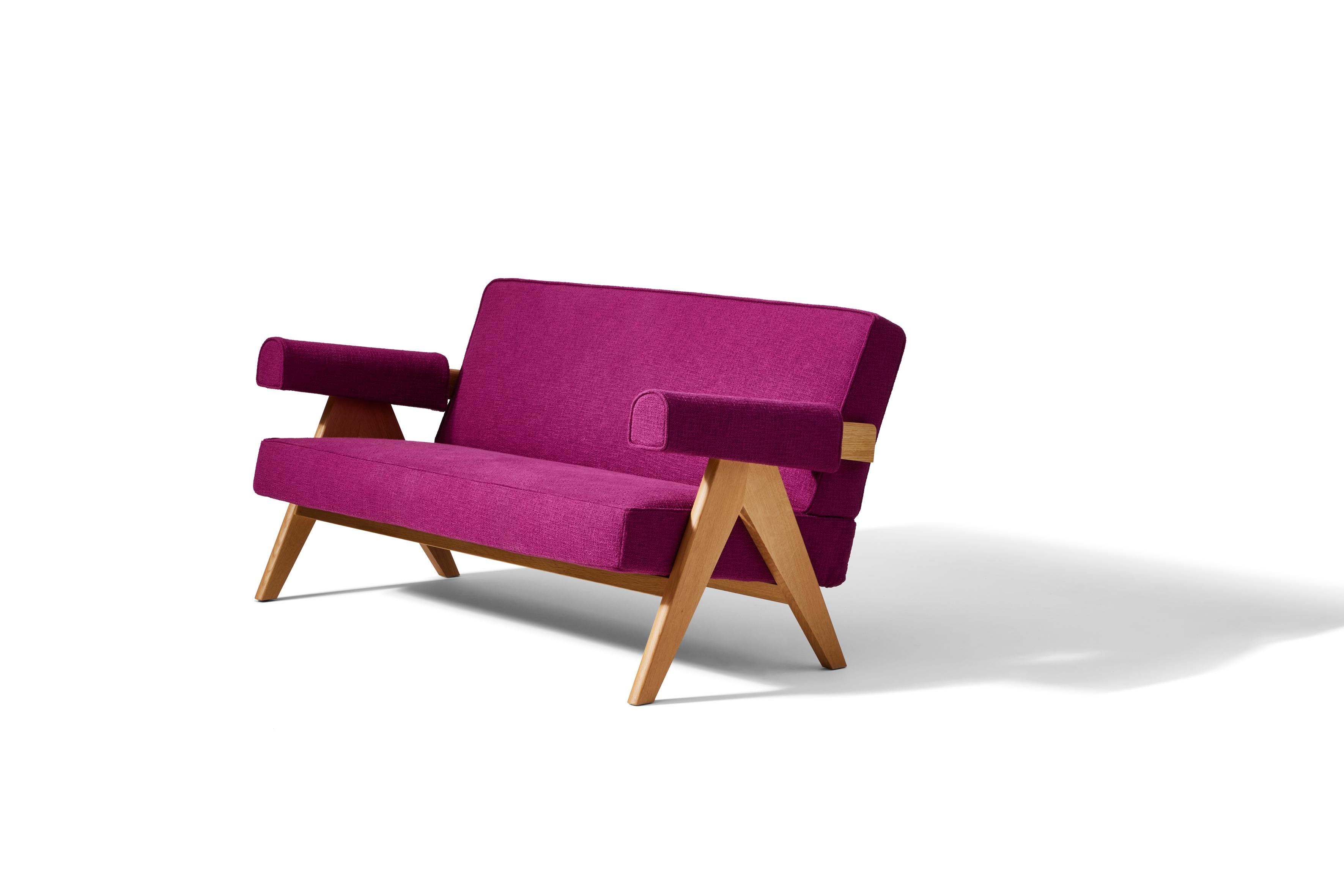 Mid-Century Modern Pierre Jeanneret 053 Capitol Complex Oak and Purple Uphosltery Sofa by Cassina For Sale
