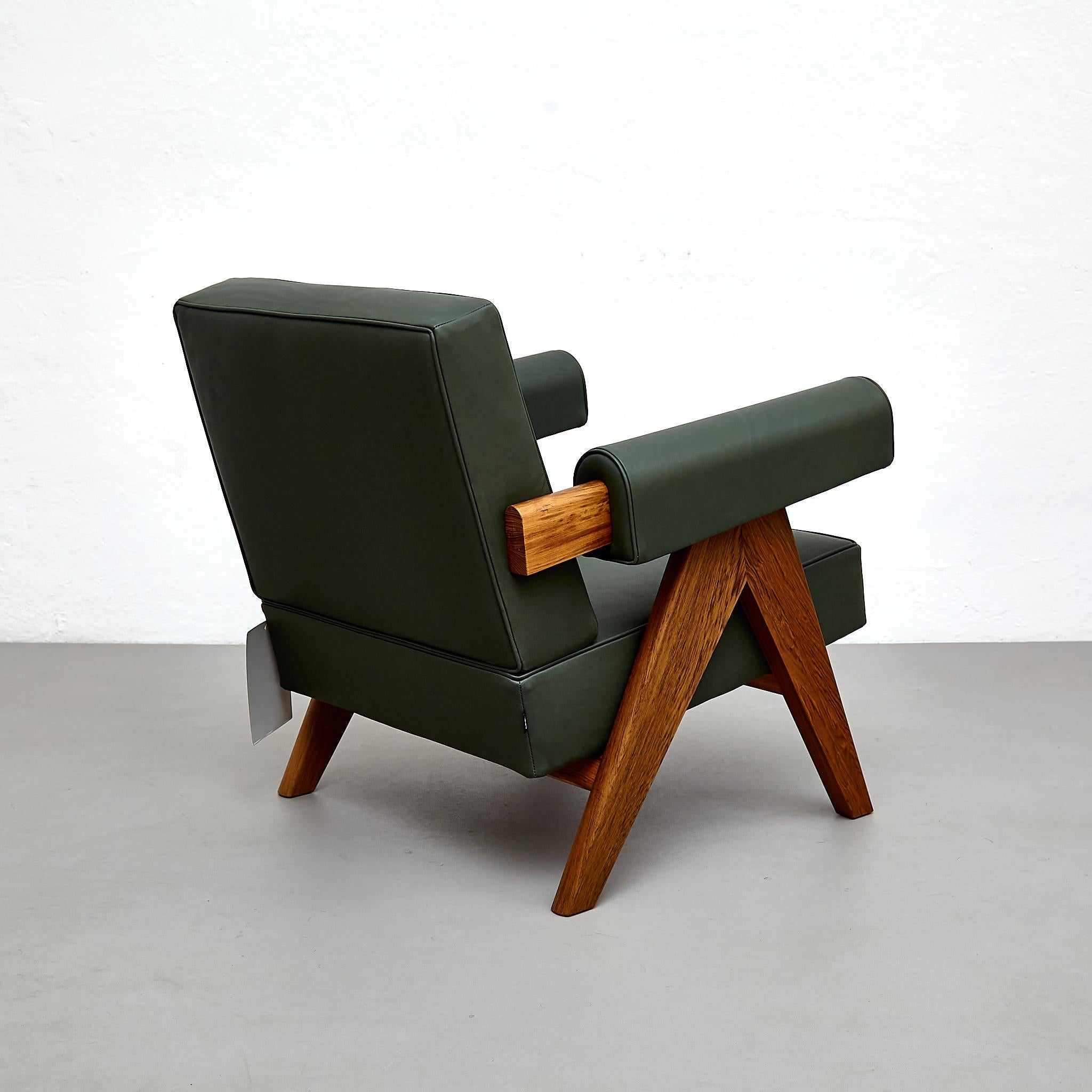 Pierre Jeanneret 053 Capitol Complex Teak Wood Green Leather Armchair by Cassina For Sale 1