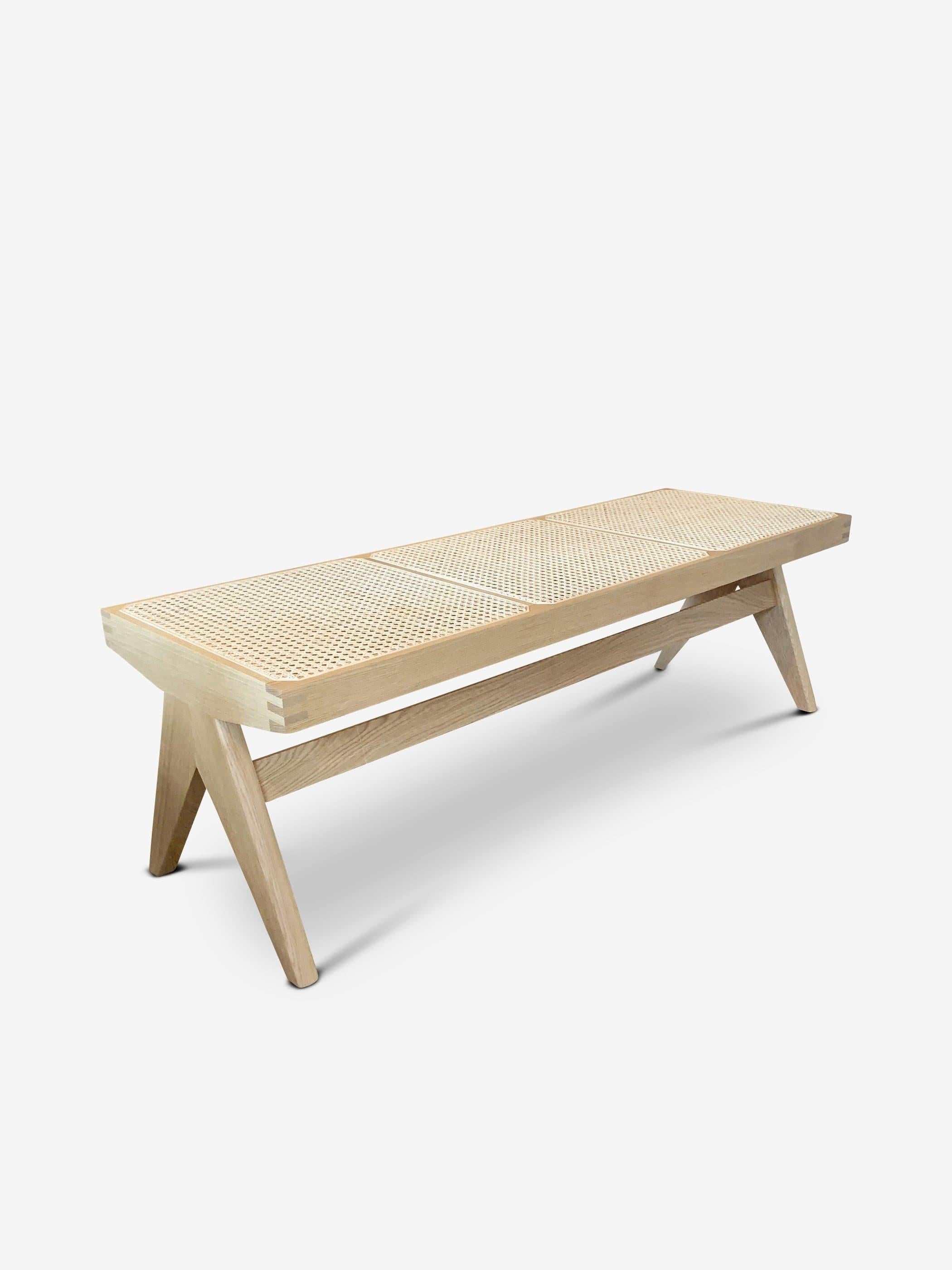 Panca civile Pierre Jeanneret 1958 in Oak di Cassina In condizioni Nuovo in vendita a Sag Harbor, NY