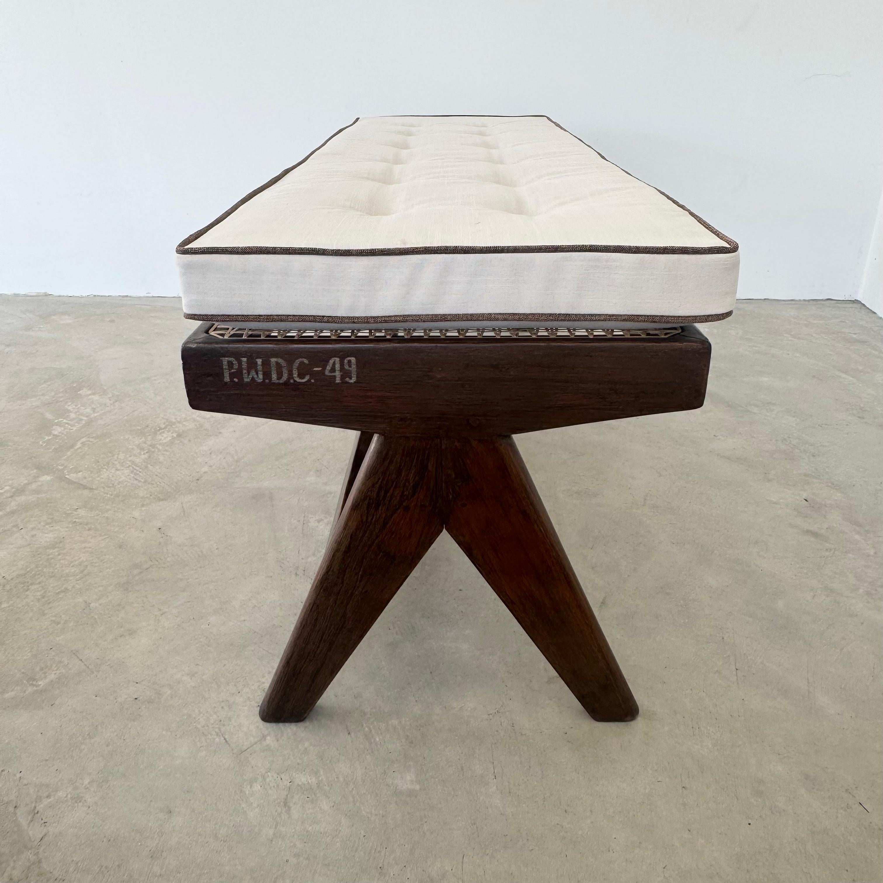 Pierre Jeanneret A Leg Bench, 1950s Chandigarh For Sale 2