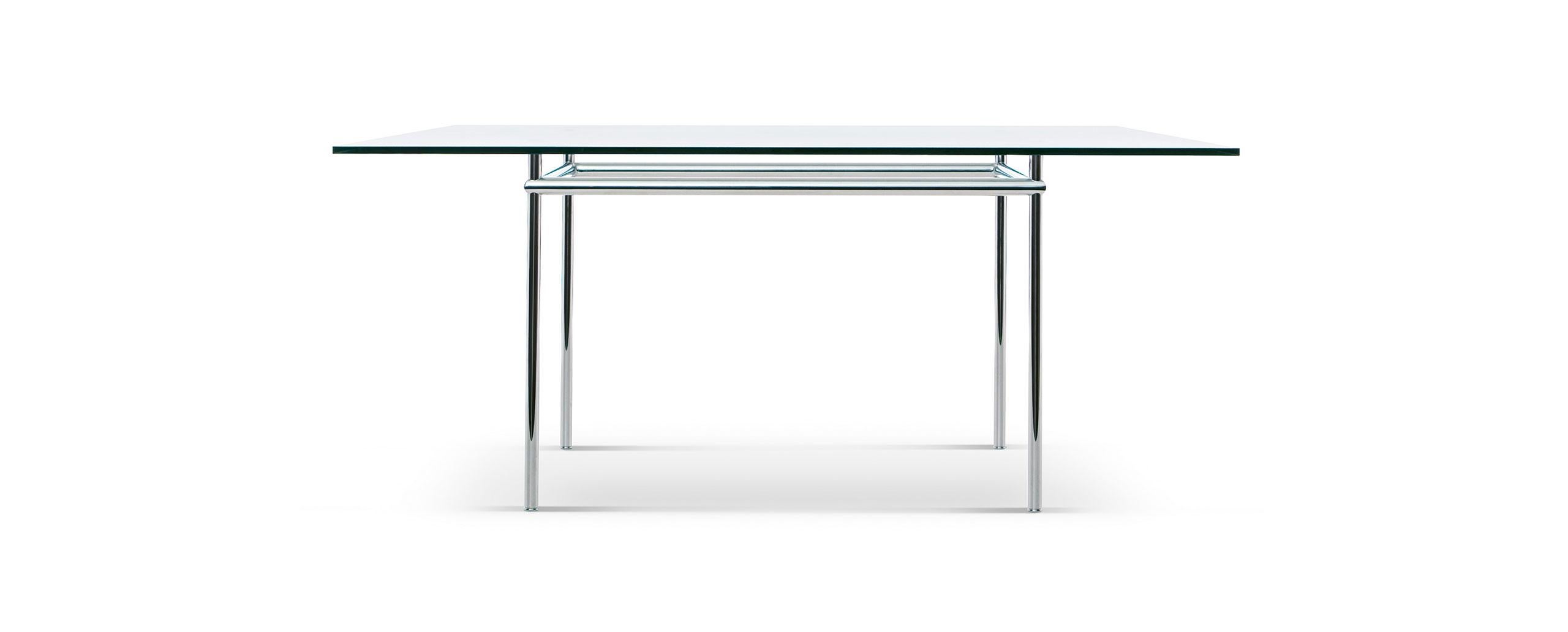 Mesa diseñada por Pierre Jeanneret y Le Corbusier hacia 1925, relanzada en 2006.
Fabricado por Cassina en Italia.

Esta mesa, diseñada por Le Corbusier y Pierre Jeanneret en 1925 para la Maison Roche de París, se caracteriza por el sorprendente