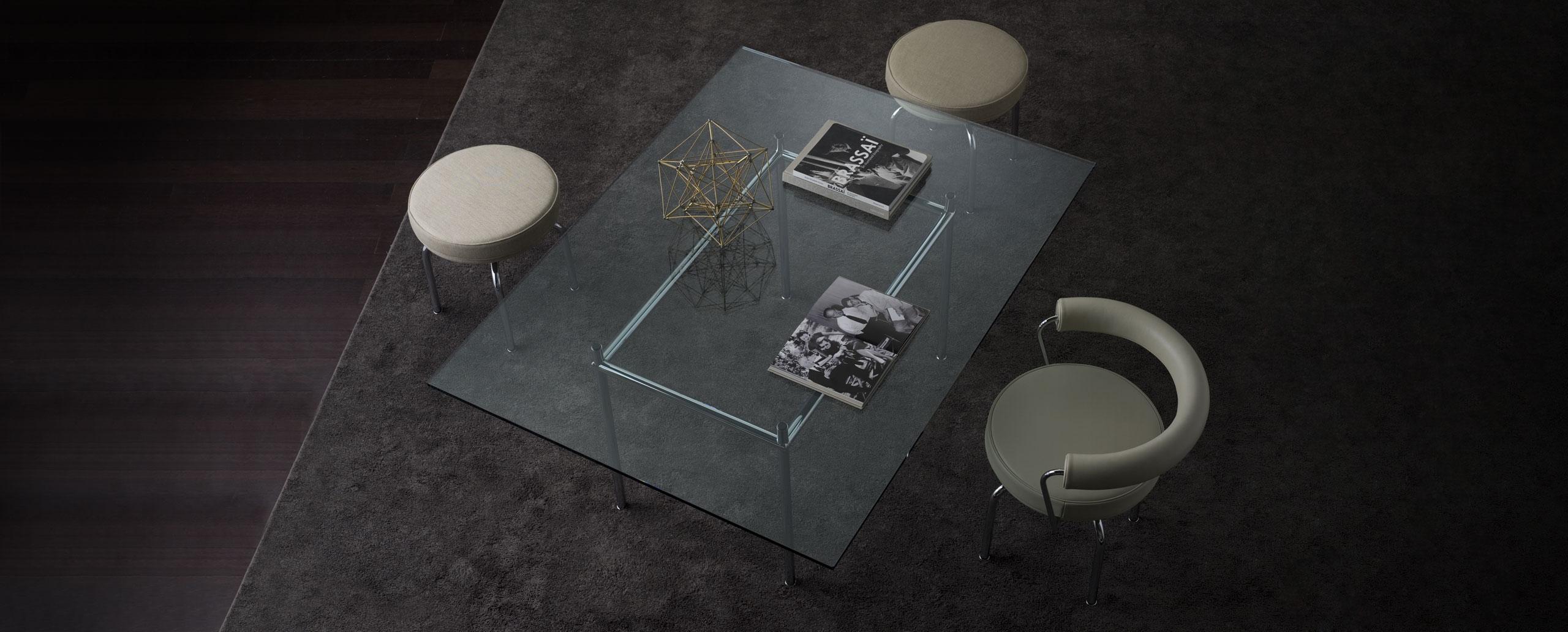 italien Table Pierre Jeanneret et Le Corbusier LC12 La Roche par Cassina en vente