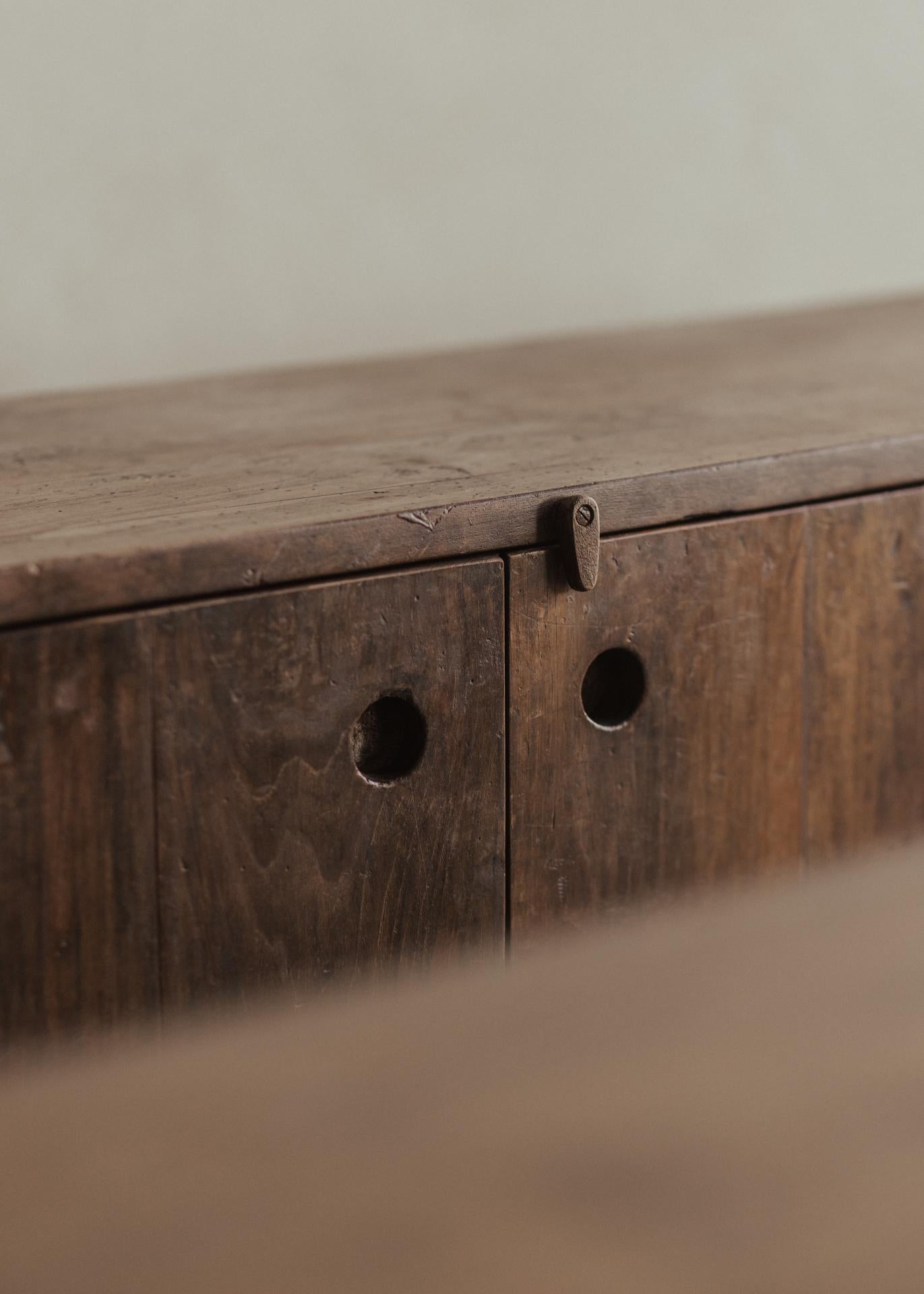 Pierre Jeanneret - Authentic PJ-R-14-A c. 1857–58 Low Cupboard In Good Condition For Sale In Hasselt, VLI