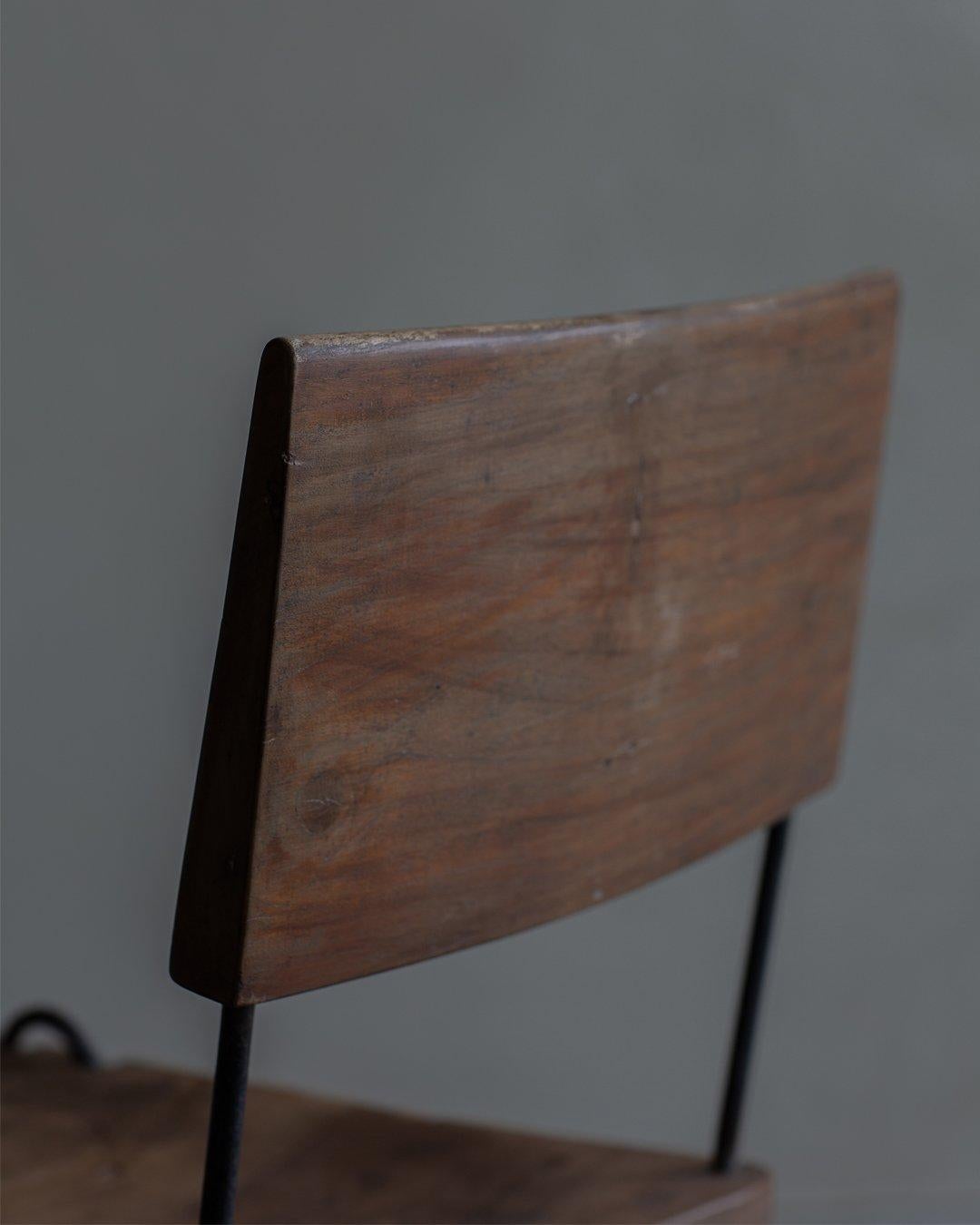 Pierre Jeanneret - Authentic PJ-SI-06-A - N chair - Iron and Teak Circa 1955 For Sale 2