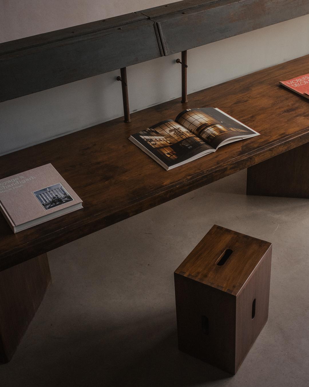 Teak Library Table circa 1955–56 by Pierre Jeanneret - model PJ-TAT-08-B

This model was produced in several variants and dimensions for Chandigarh’s public institutions. The detachable teak top rests on two angular “V”-shaped legs, characteristic