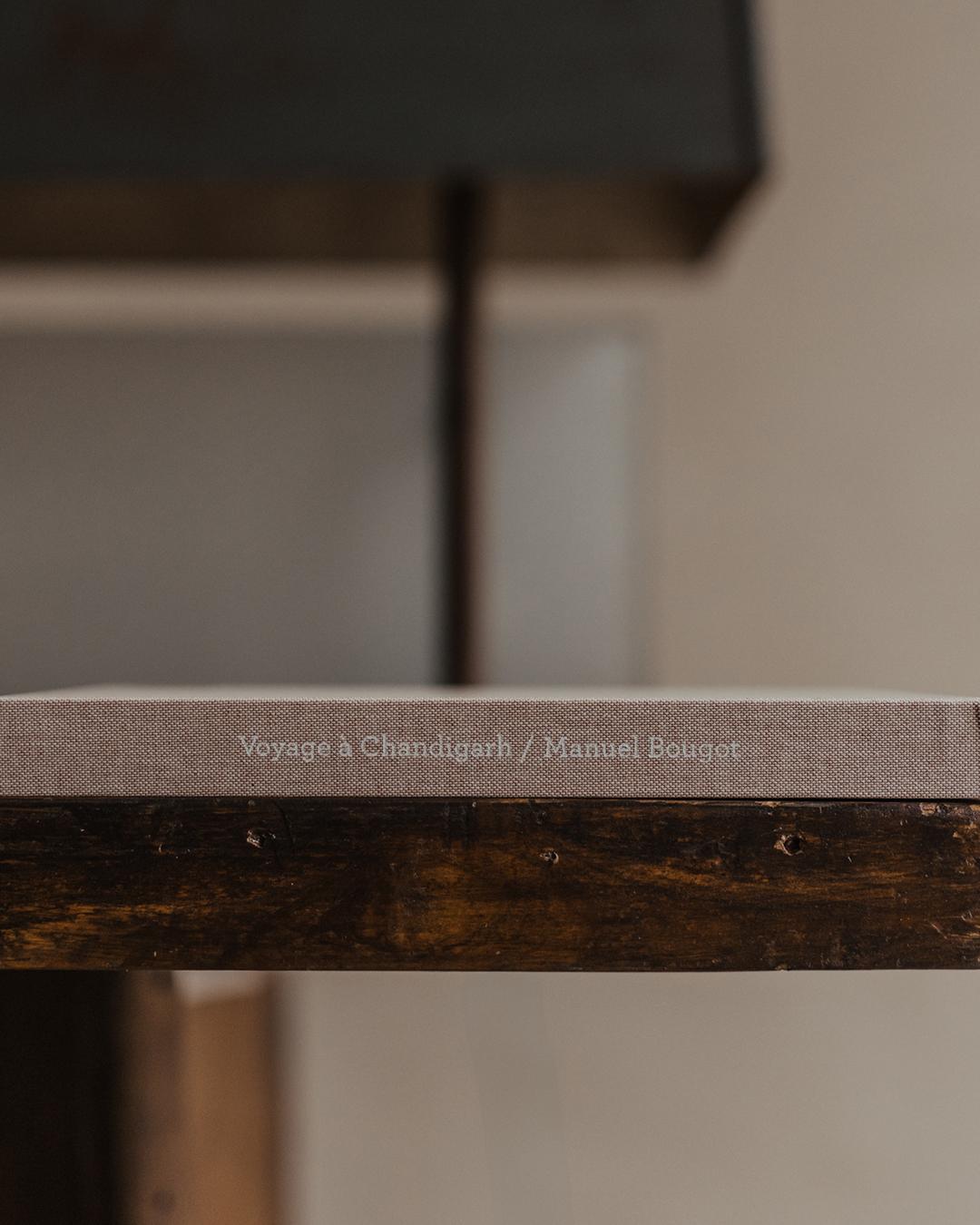 Pierre Jeanneret - Authentic PJ-TAT-08-B For Sale 1