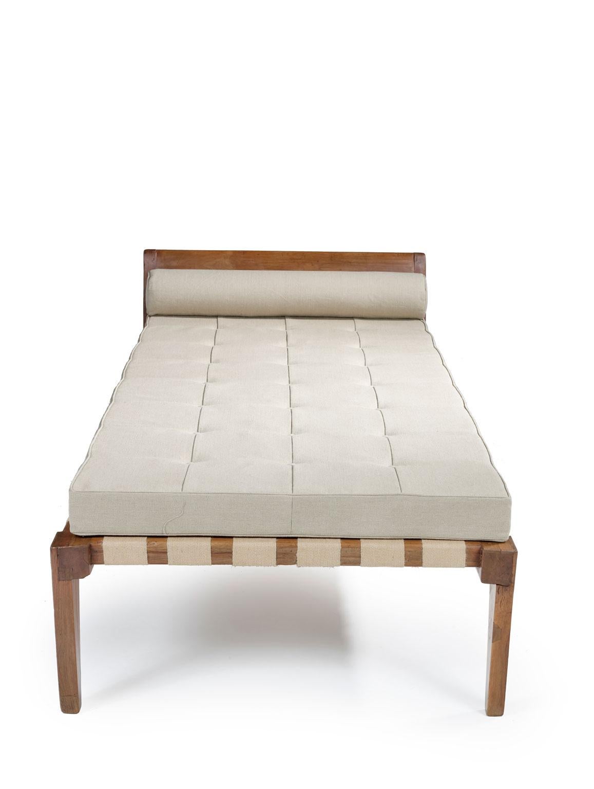 Mid-20th Century Pierre Jeanneret, Bed PJ-L-03-A, circa 1957
