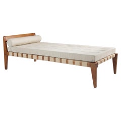 Pierre Jeanneret, Bed PJ-L-03-A, circa 1957