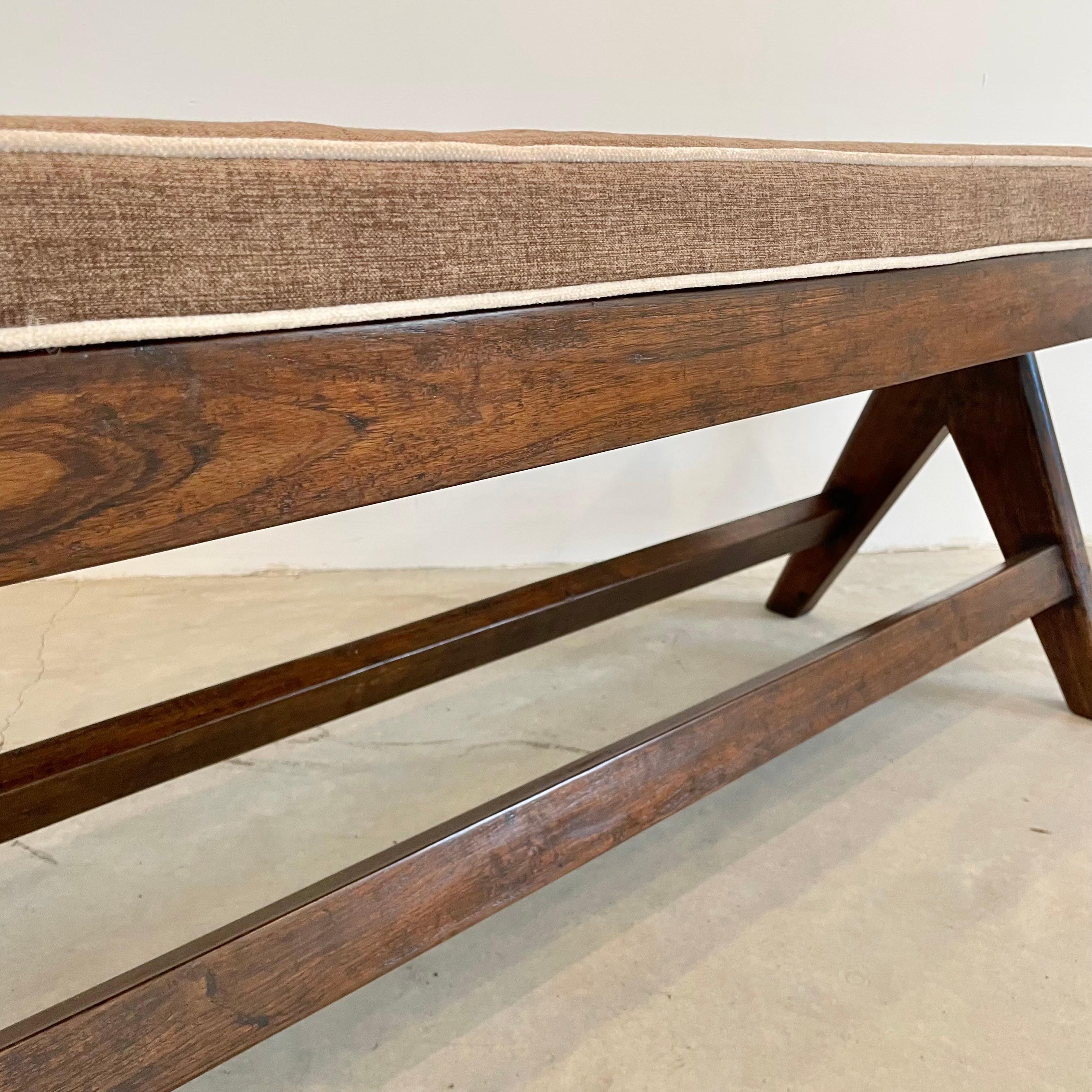 Pierre Jeanneret Bench, 1950s Chandigargh For Sale 1