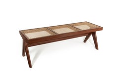 Banc Pierre Jeanneret des bâtiments administratifs de Chandigarh