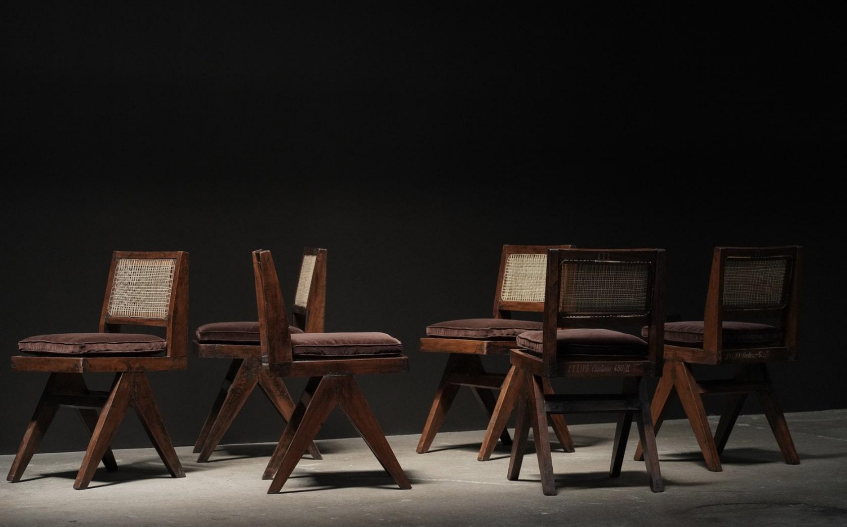Indiano Sedie Pierre Jeanneret con cuscino, set da 6 in vendita