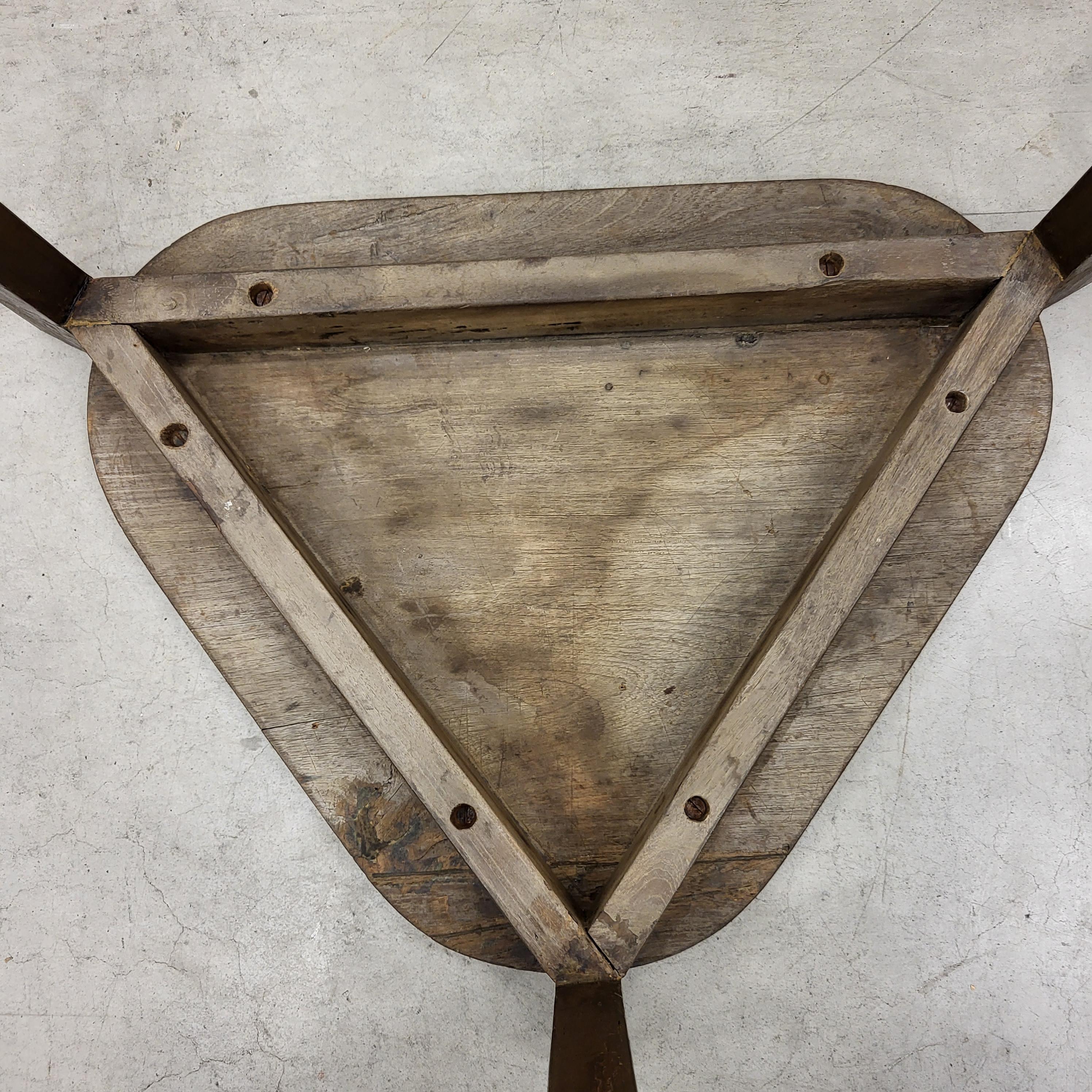Pierre Jeanneret Chandigarh Coffee Table, India 1960 In Good Condition For Sale In Aachen, NW