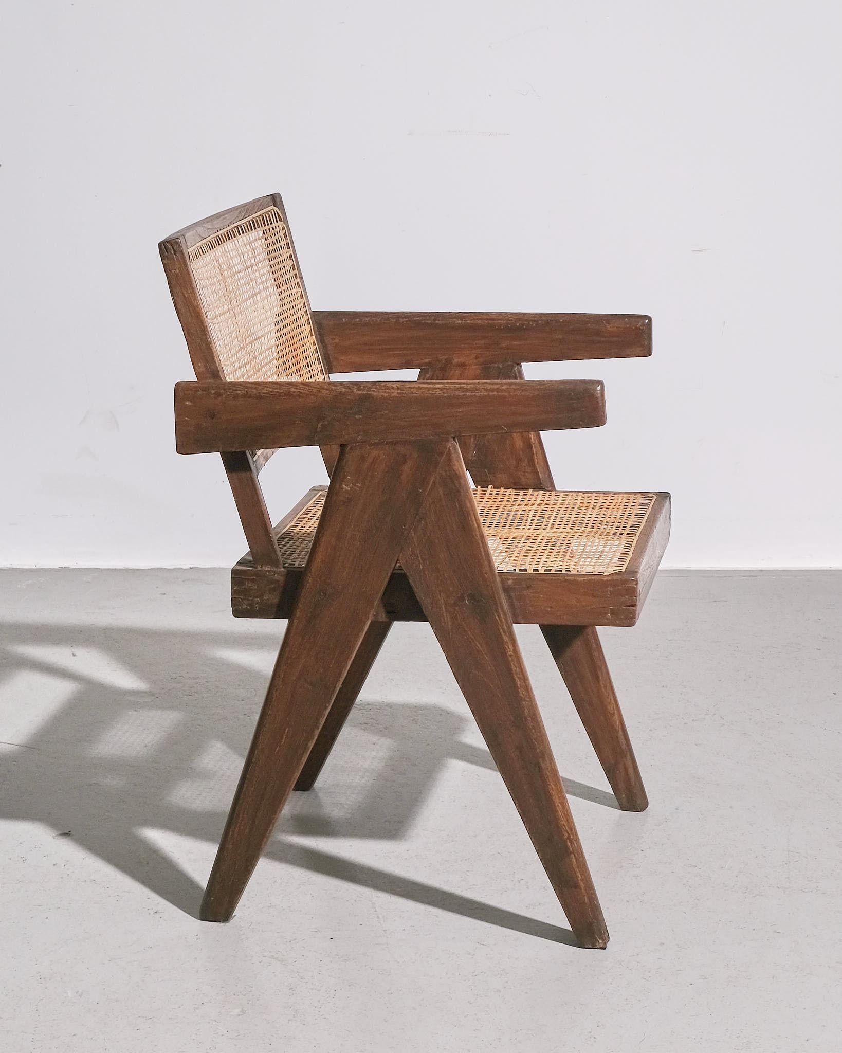 Pierre Jeanneret Chandigarh, Schreibtischstuhl im Angebot 1