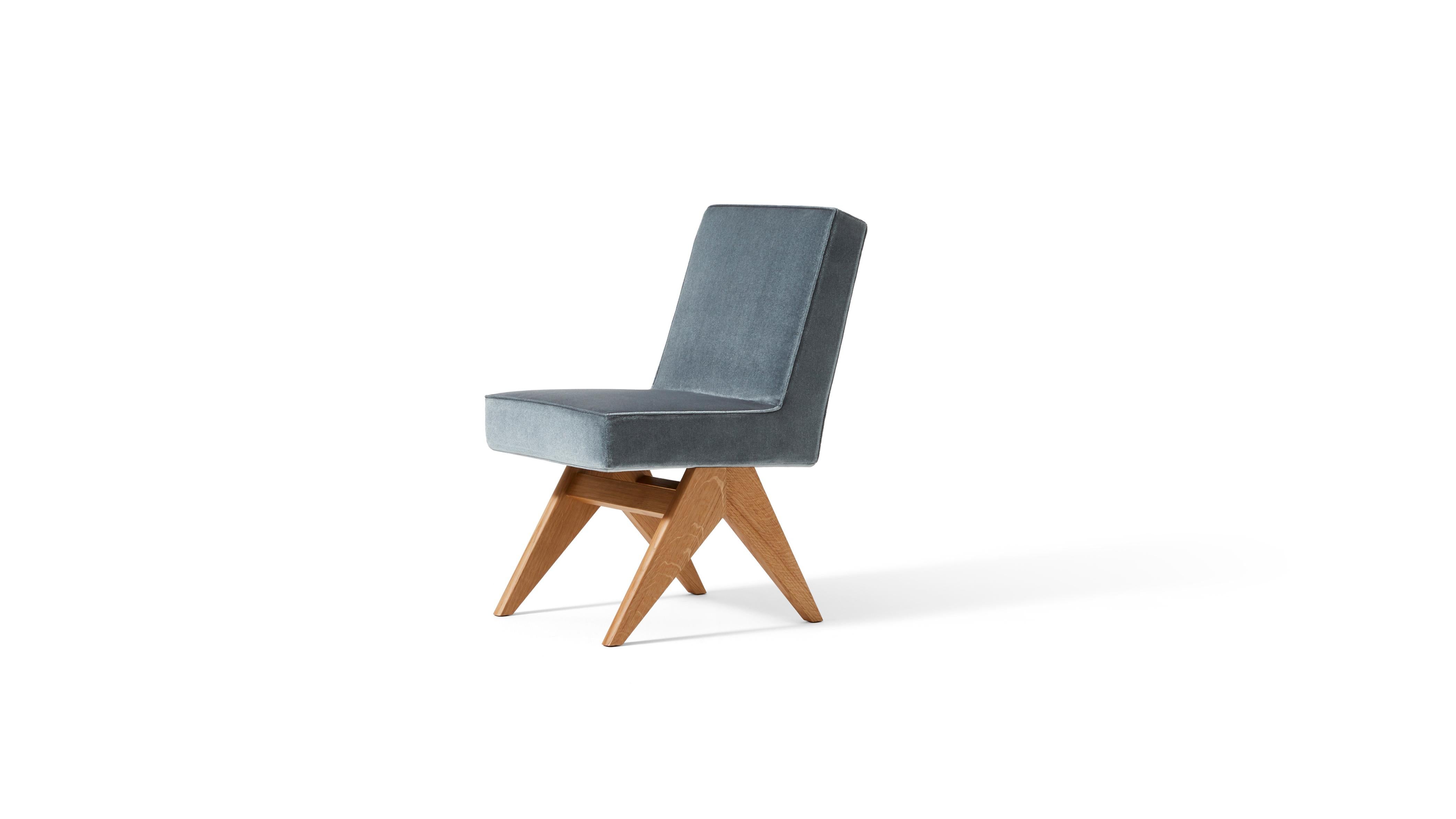 Pierre Jeanneret: Commitee-Stuhl von Cassina (Italienisch) im Angebot