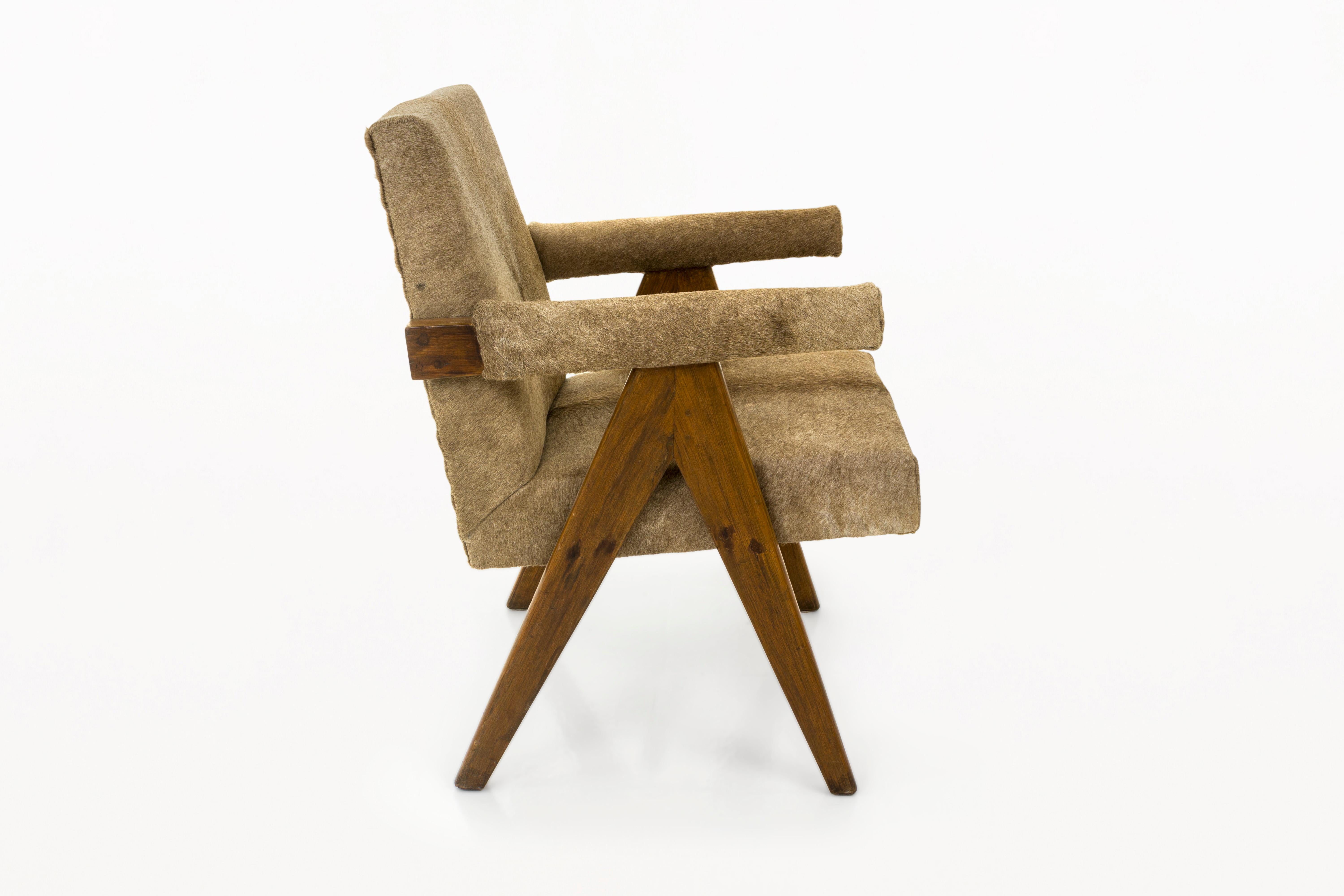 Pierre Jeanneret , Presidente del Comité de Chandigarh, PJ-SI-30-C, circa 1950, India Indio en venta