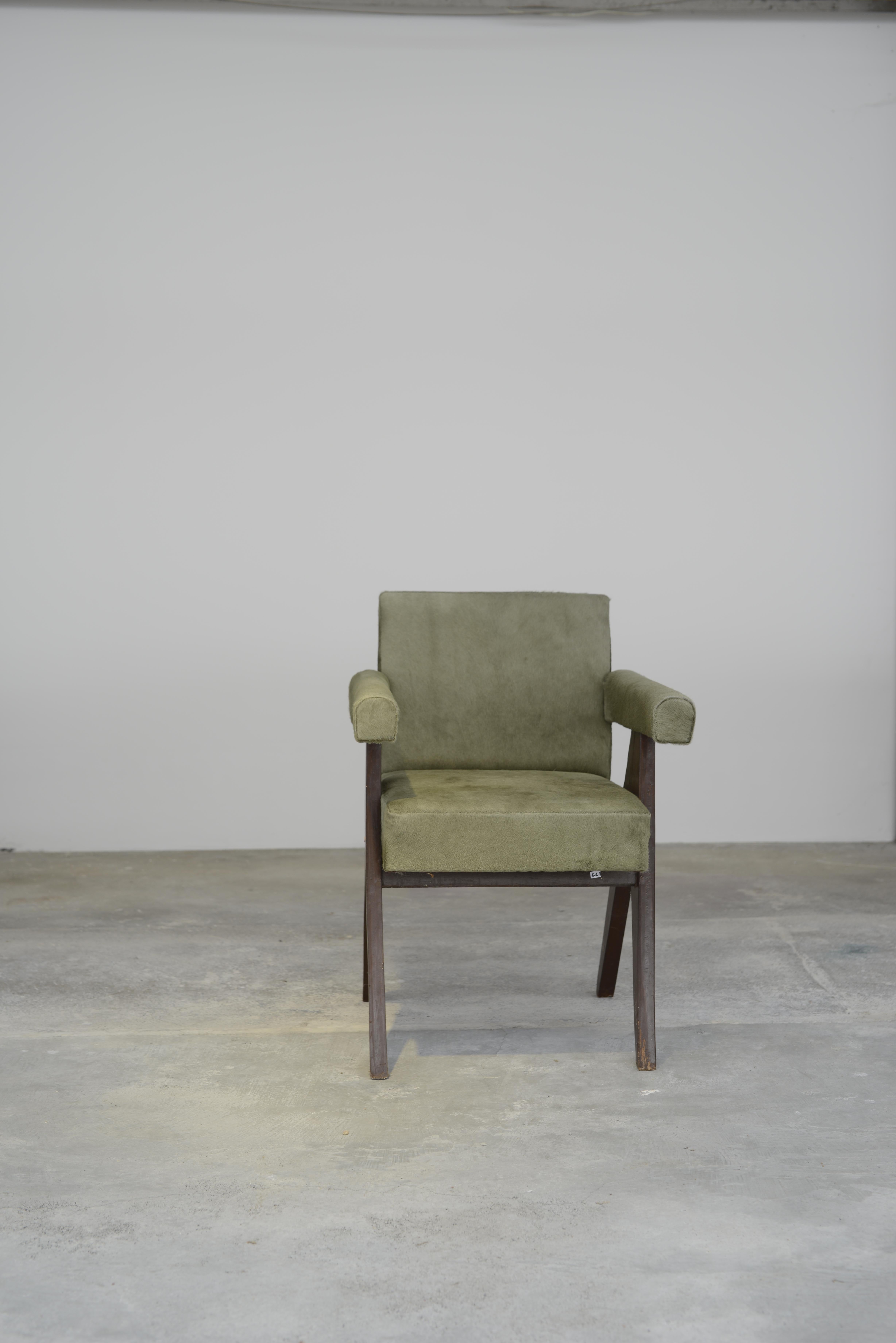 Hand-Carved Pierre Jeanneret Committee Chair, PJ-SI-30-C, Authentic