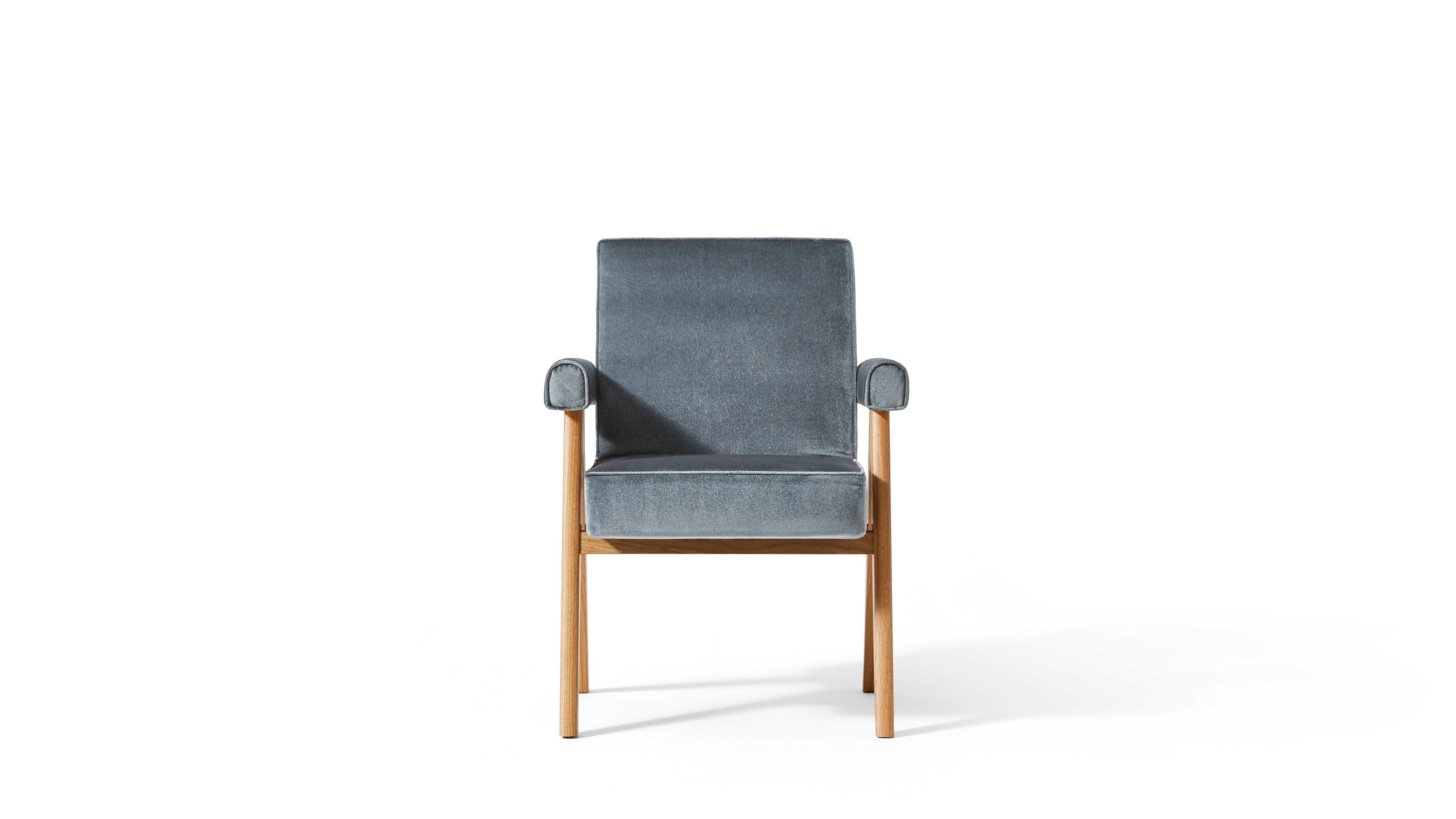 XXIe siècle et contemporain Pierre Jeanneret Committee Dining Chair for Cassina, Italy - New  en vente