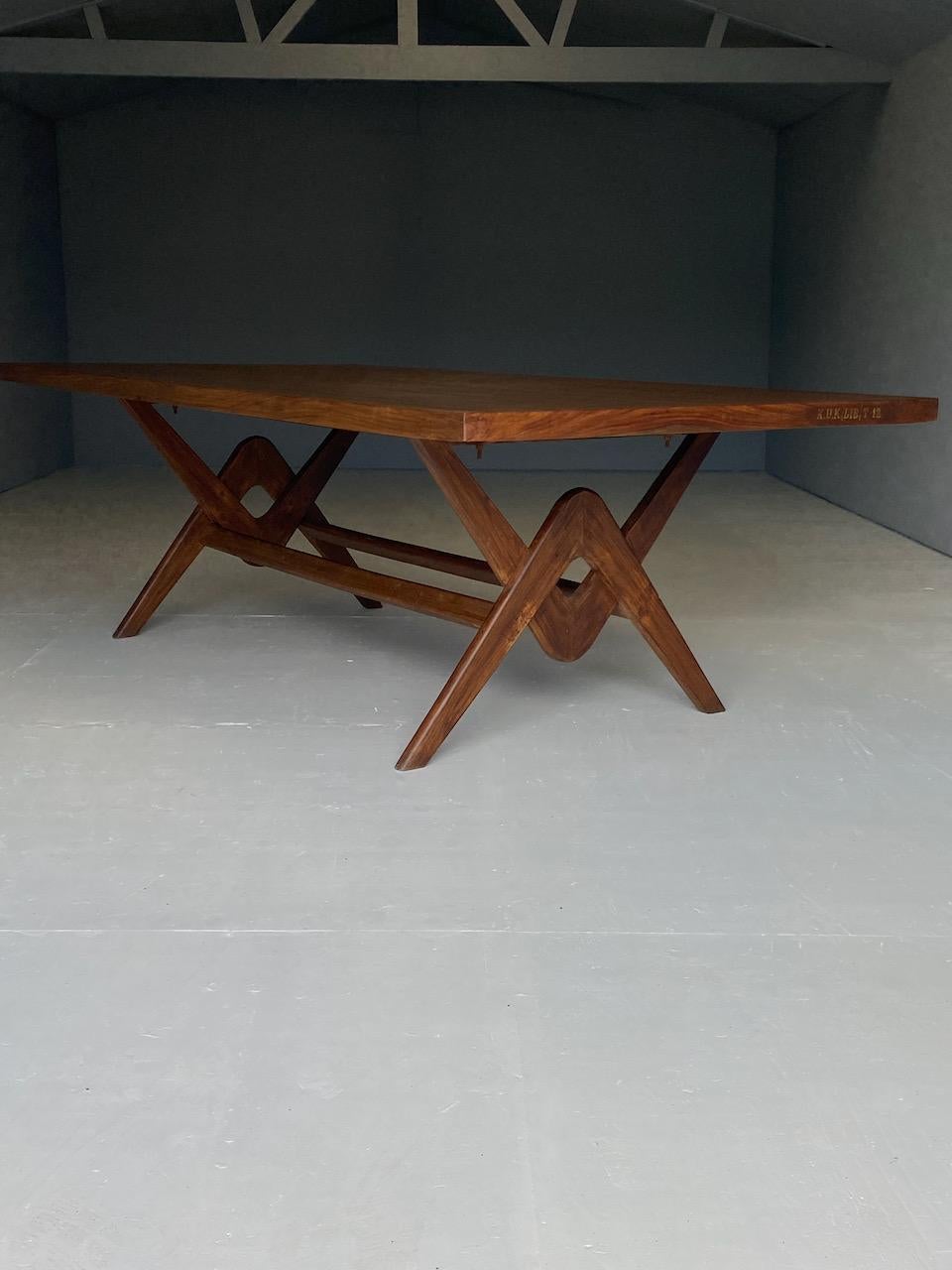 Pierre Jeanneret committee table in teak Chandigarh India Circa 
1963-64. 

Magnificent mid twentieth century Pierre Jeanneret Model: PJ020112 Teak Rectangular Conference Table (Table En Teck) known as 