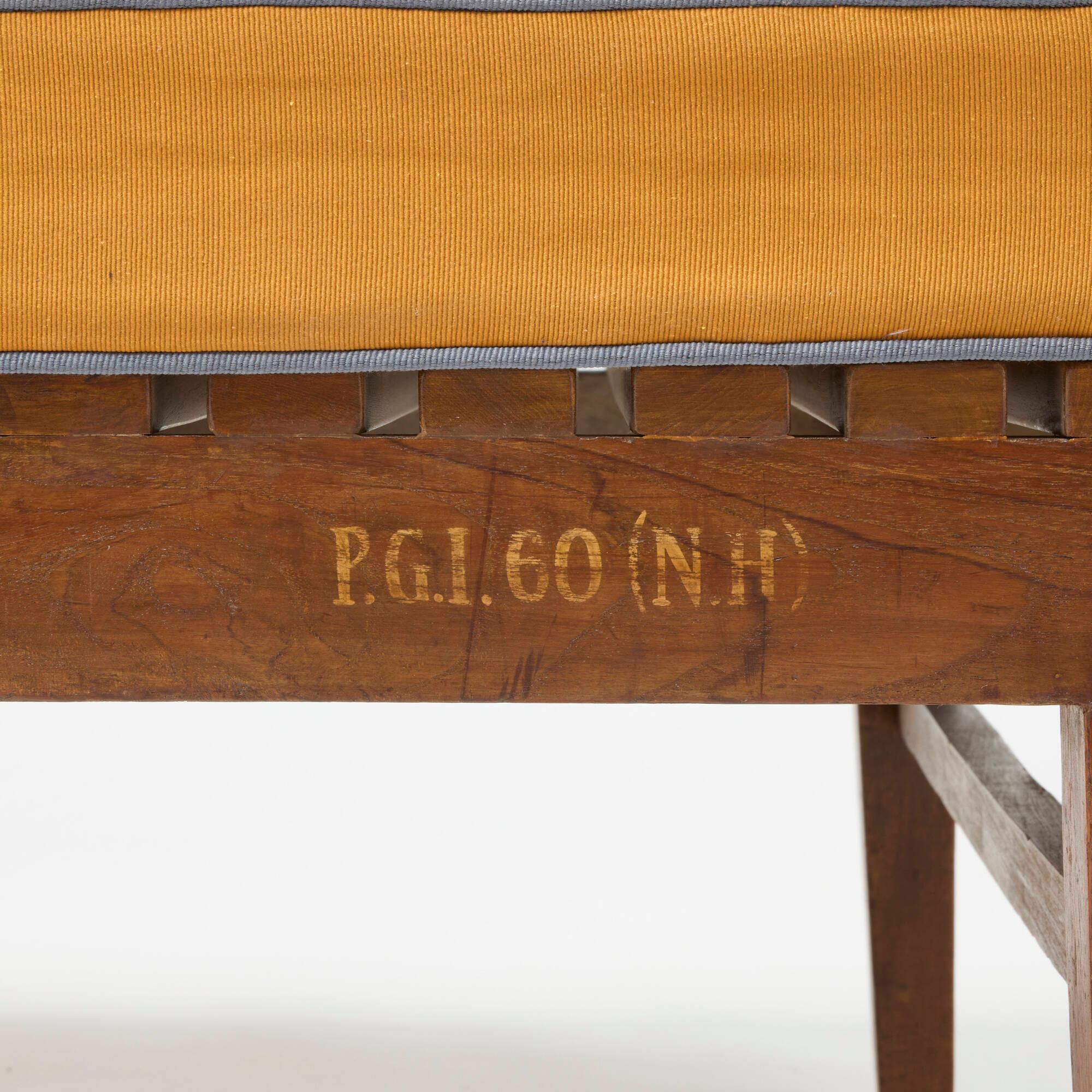 20ième siècle Méridienne authentique mi-siècle moderne Pierre Jeanneret de Chandigarh en vente