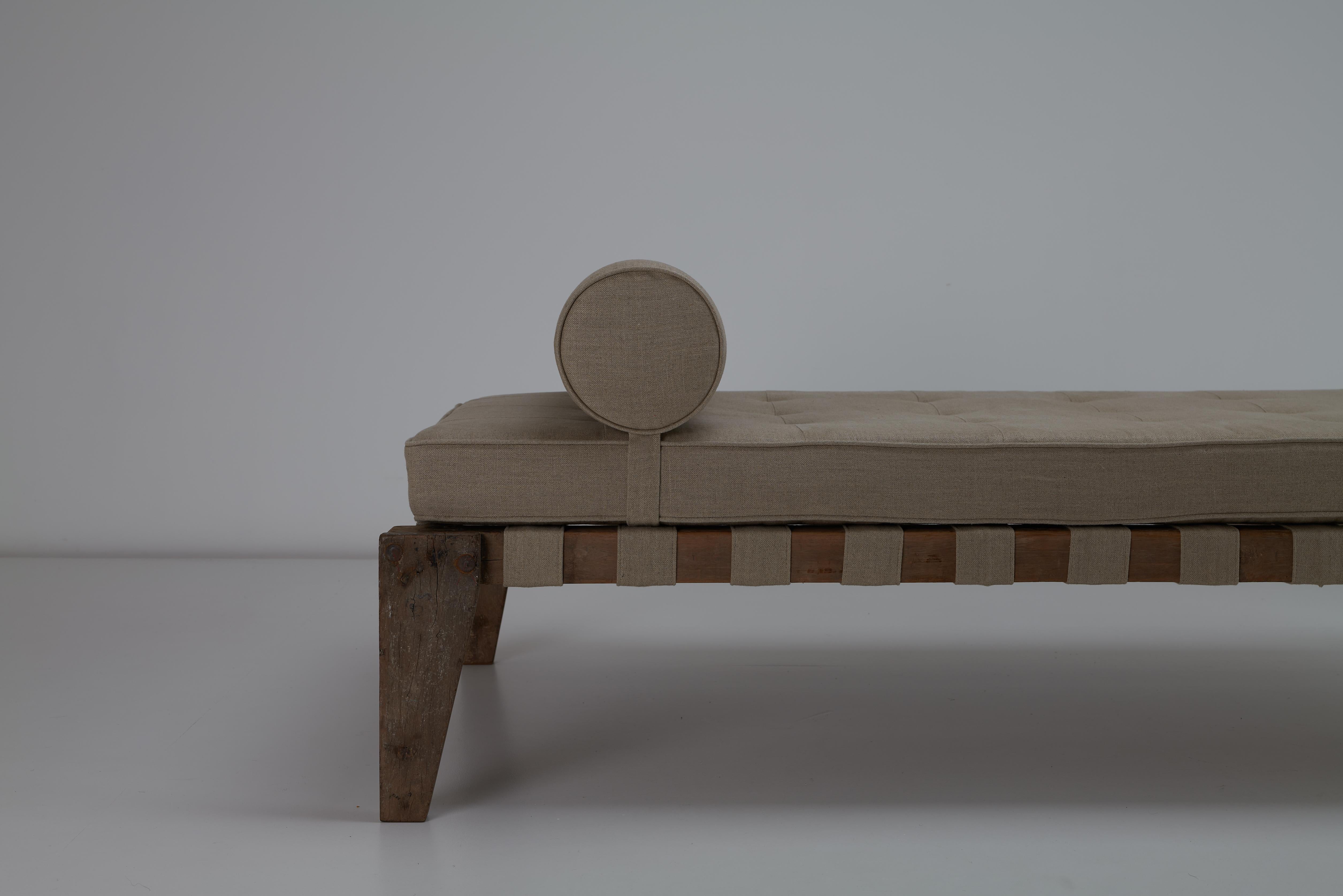 Pierre Jeanneret, Demountable Daybed, Teak & Linen, Chandigarh, India c 1955/56 In Good Condition In Uxbridge, GB