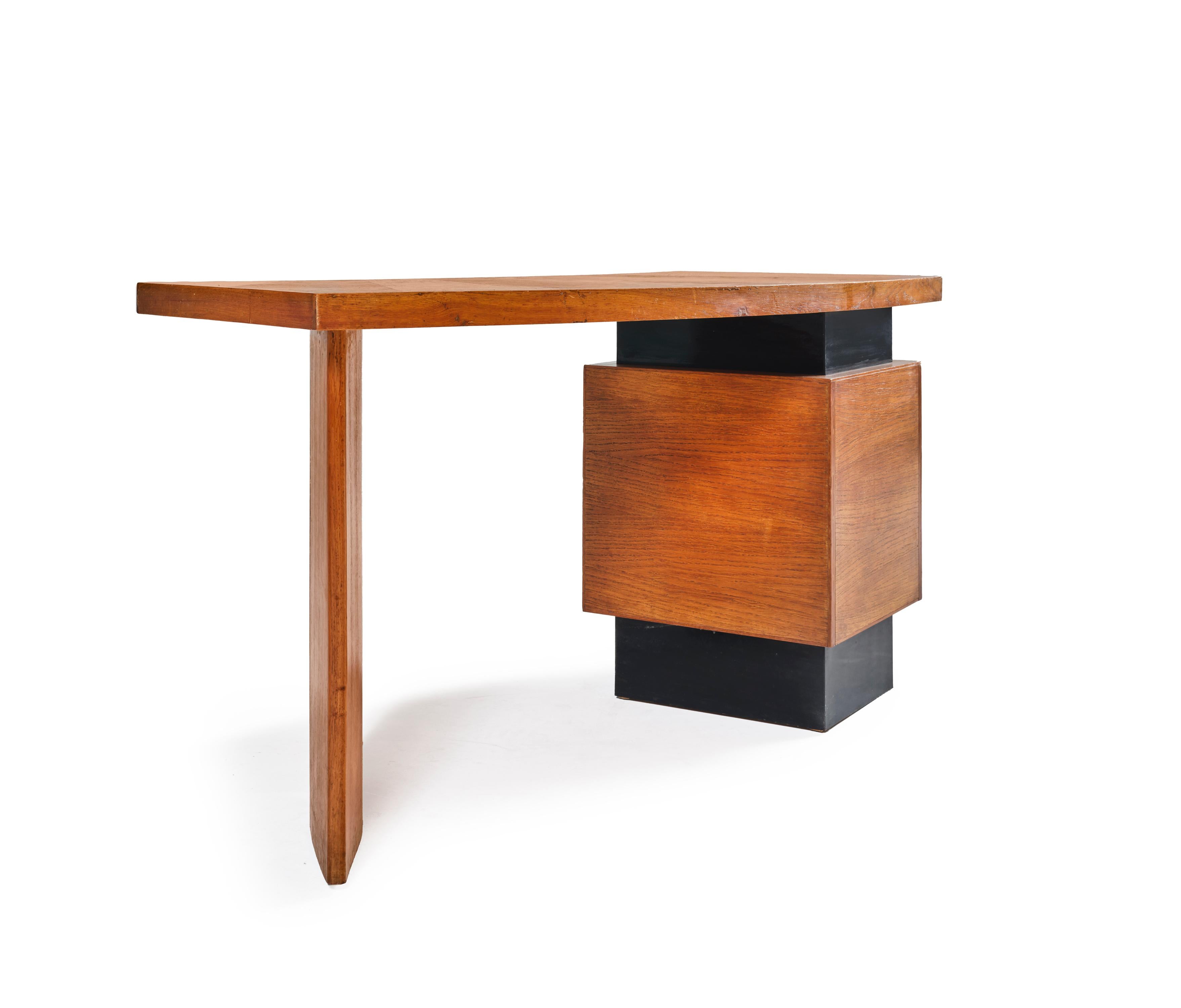 Pierre Jeanneret, desk 1946 In Good Condition For Sale In Paris, FR