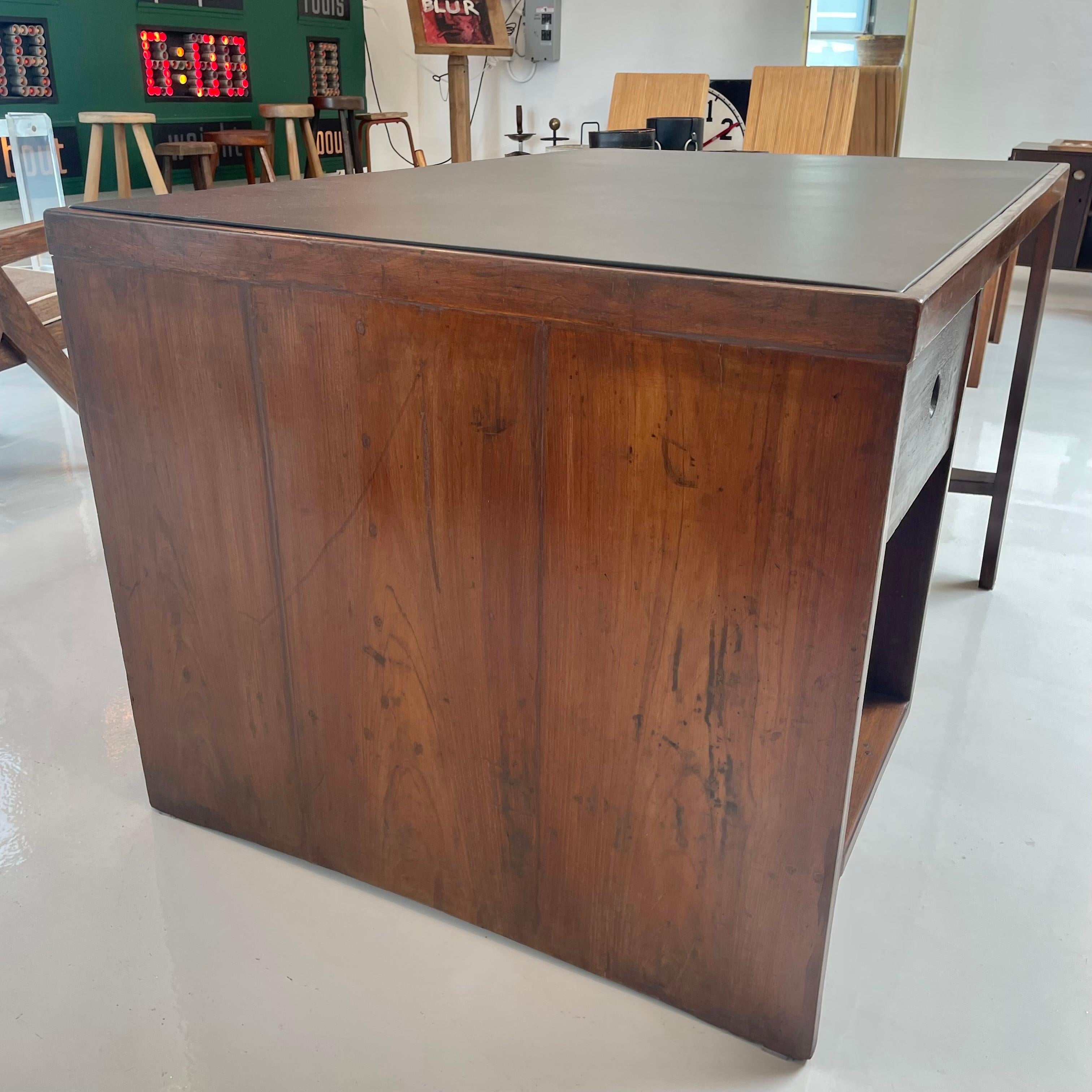 Pierre Jeanneret Desk, 1950s Chandigargh For Sale 7