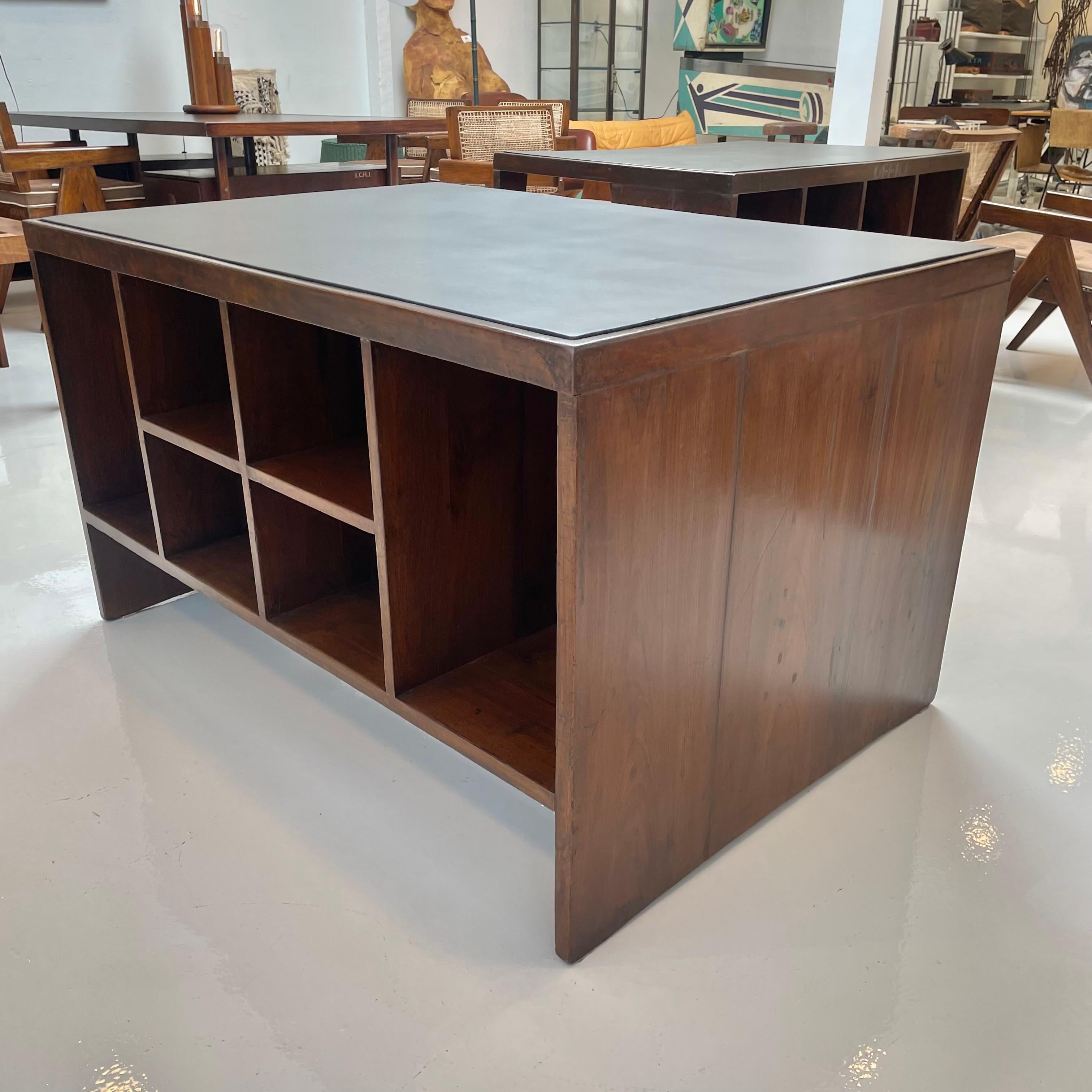 Pierre Jeanneret Desk, 1950s Chandigargh For Sale 9