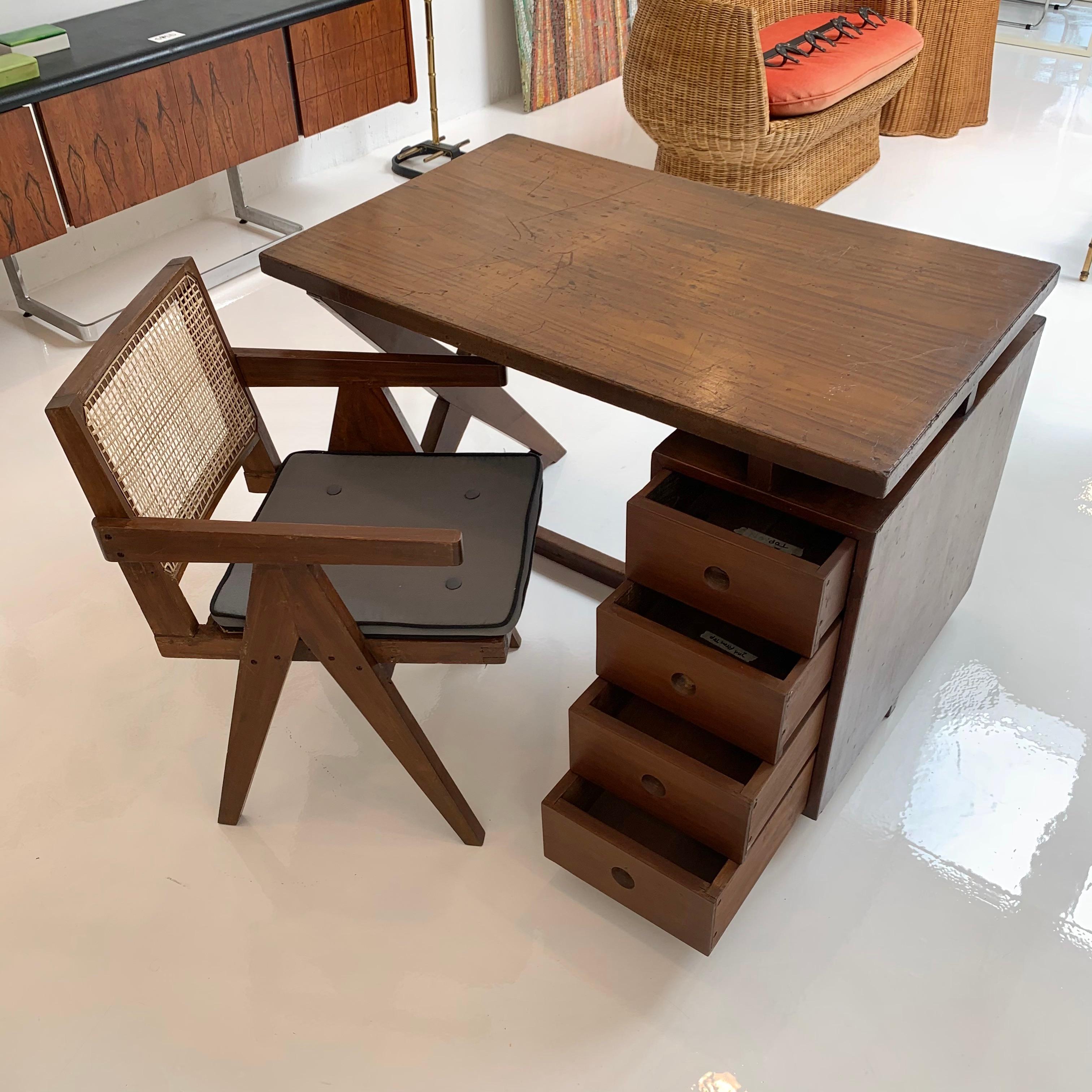 Pierre Jeanneret Desk and Chair In Good Condition In Los Angeles, CA