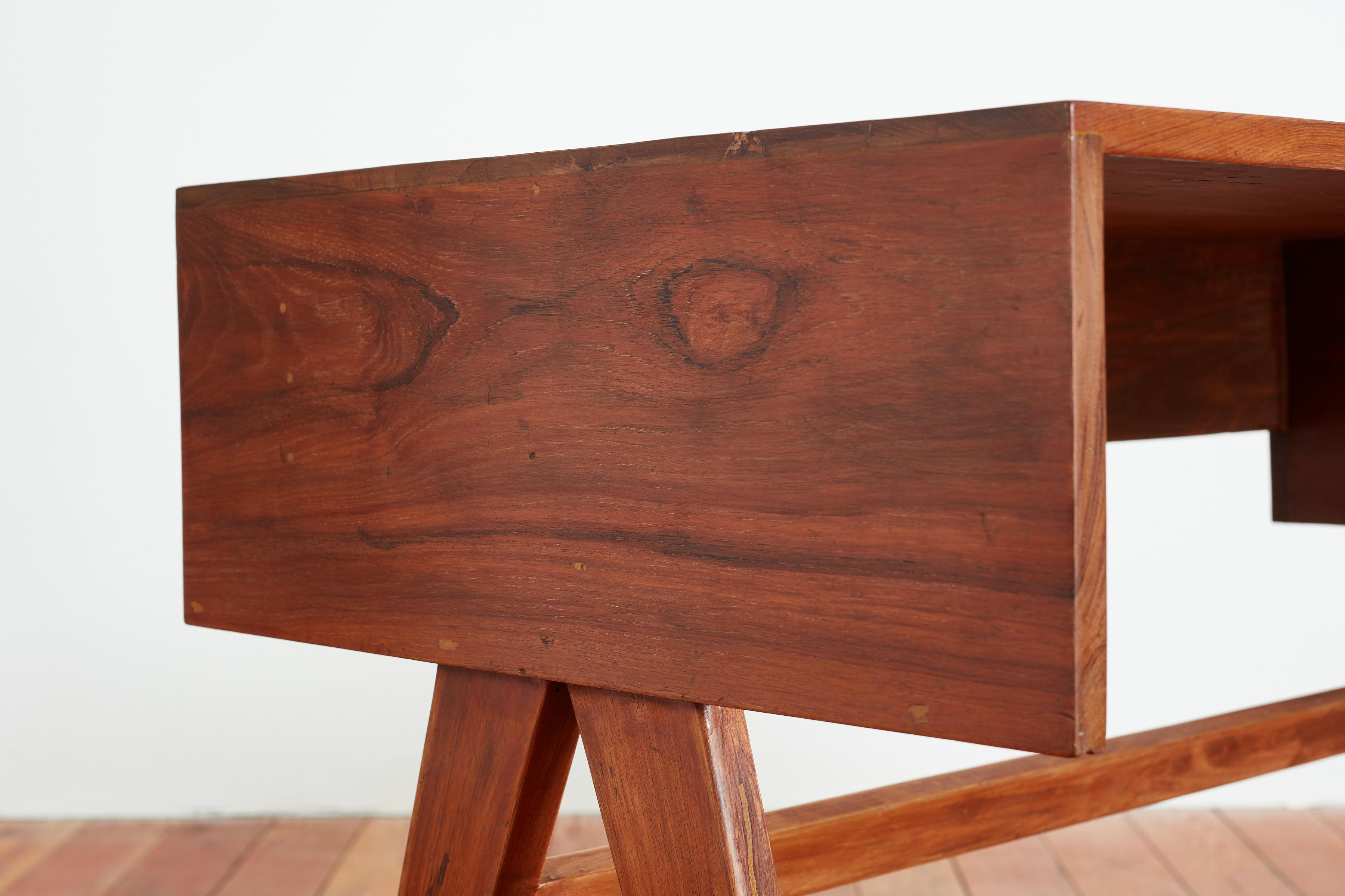 Pierre Jeanneret Desk & Stool  For Sale 8