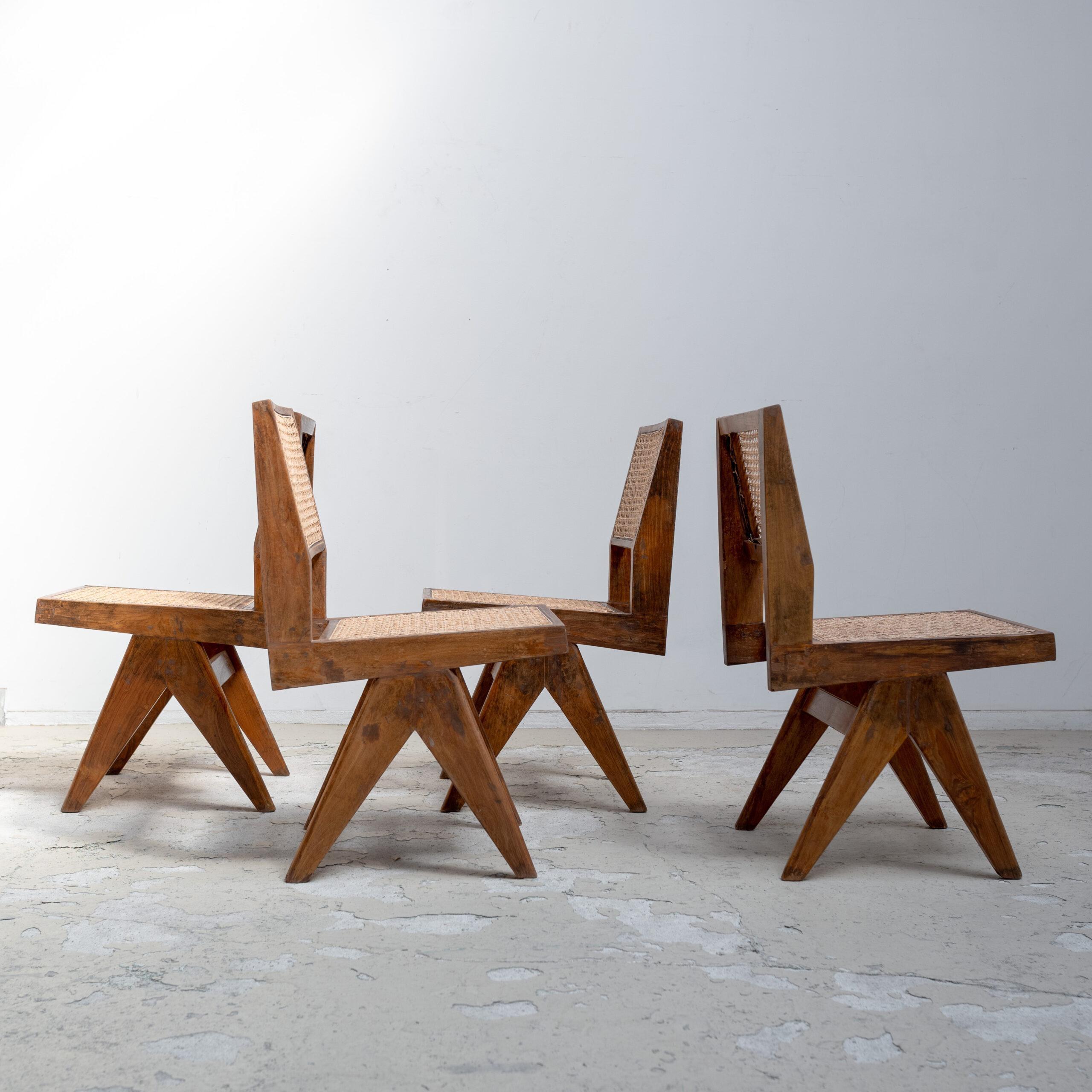 PIERRE JEANNERET Dining chair (Indisch)