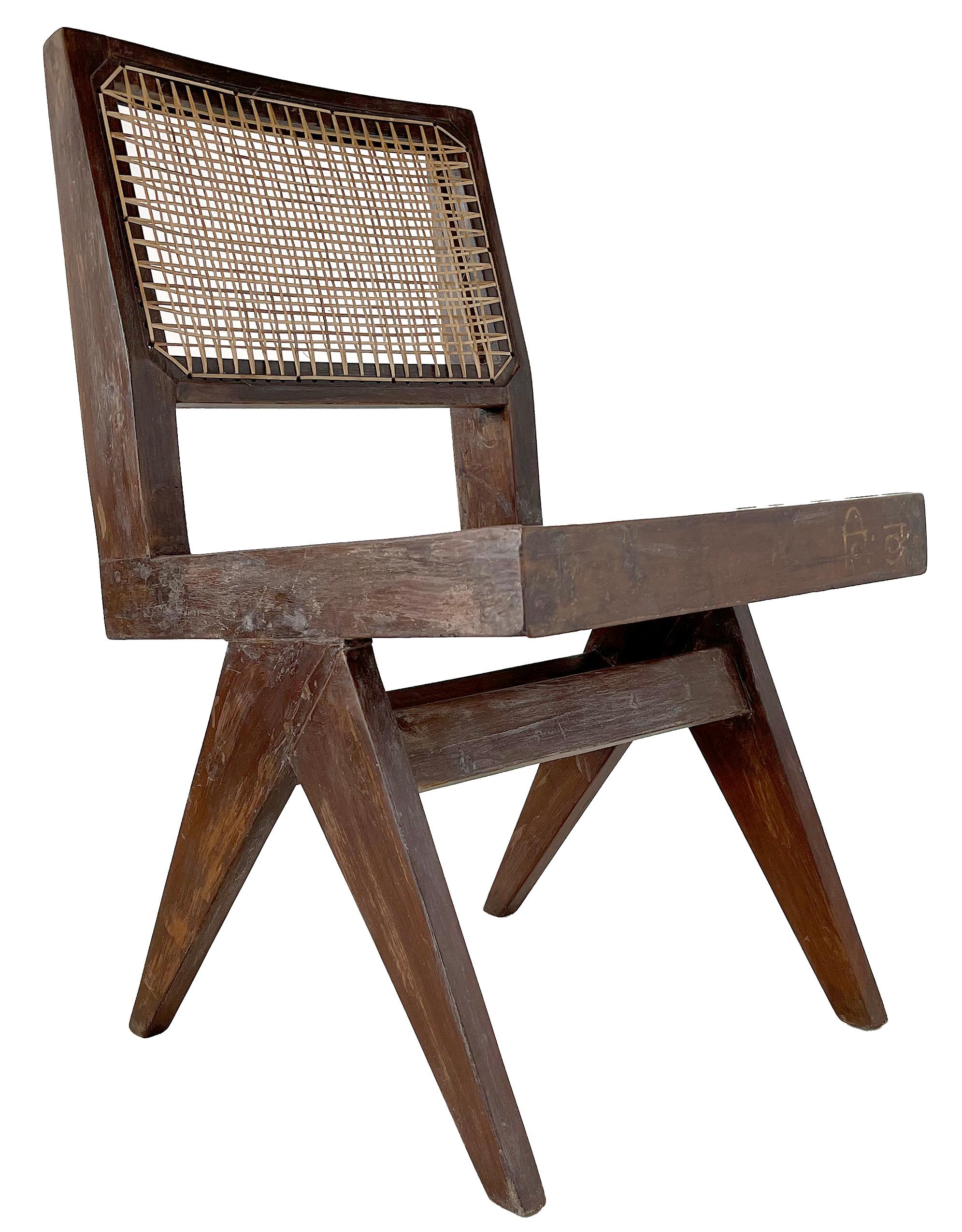 Esszimmerstühle aus Teakholz von Pierre Jeanneret im Angebot 3