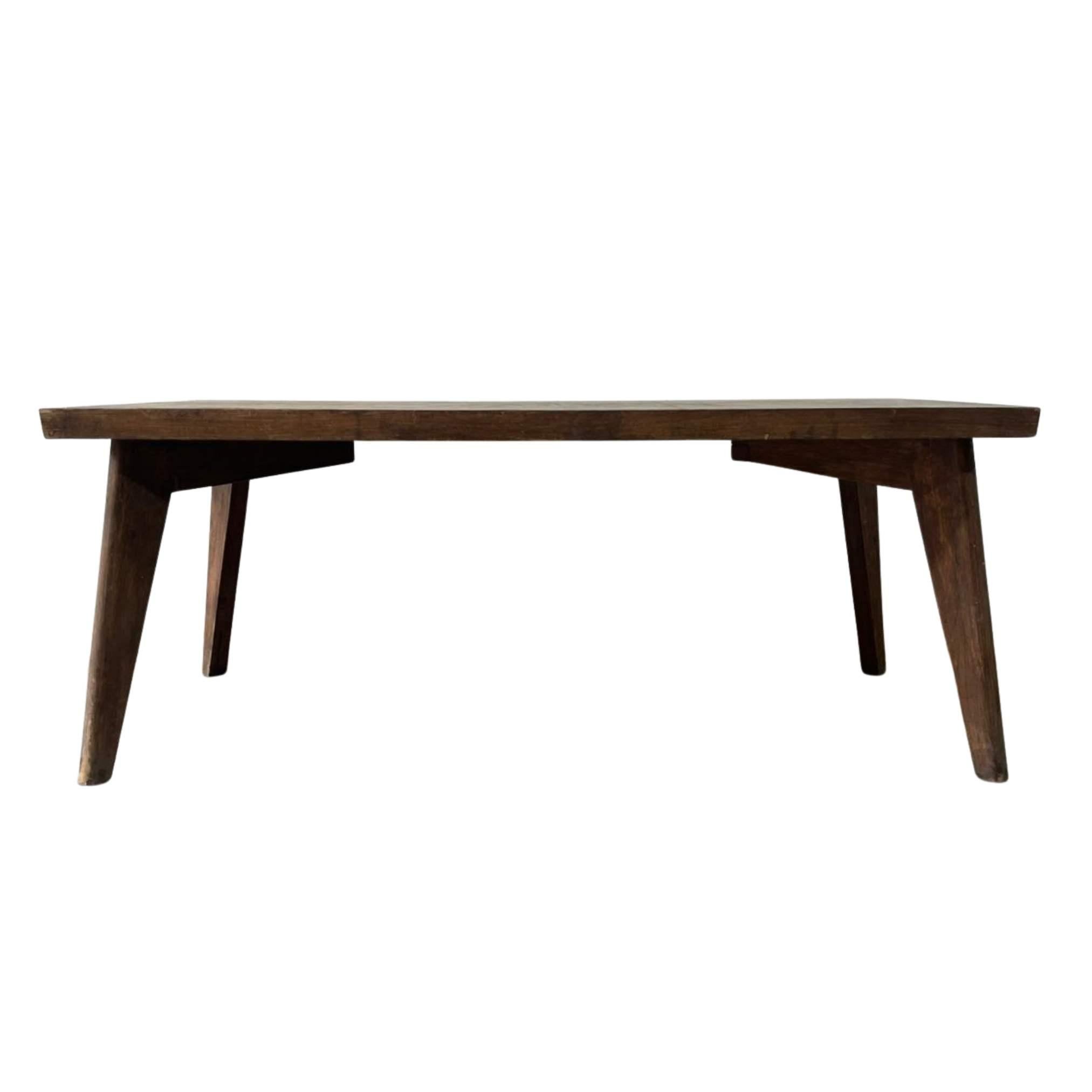 Tavolo da pranzo Pierre Jeanneret PJ-TA-01-A, Chandigarh, 1960-61 In condizioni buone in vendita a Amsterdam, NL