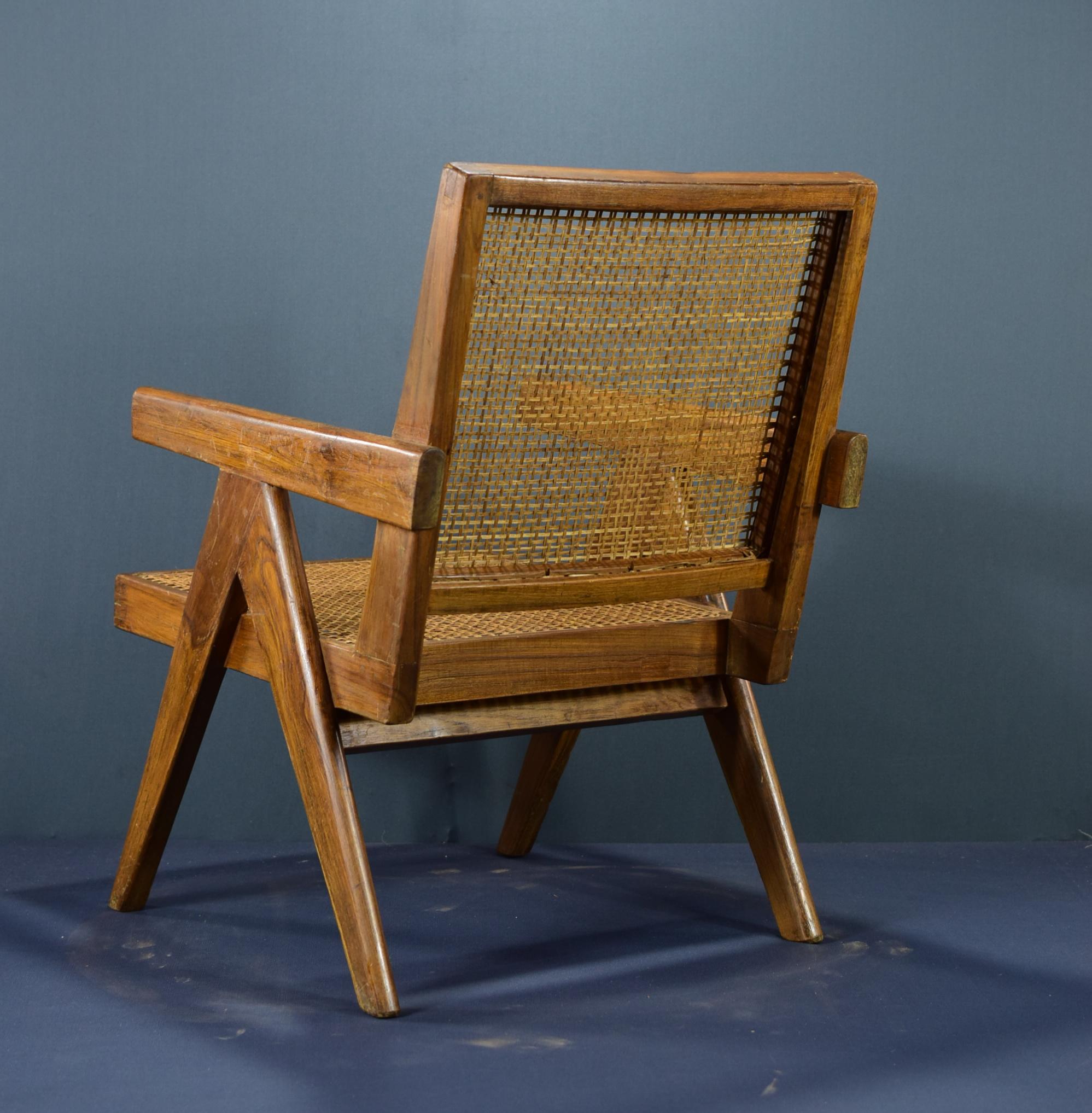 Sillón Pierre Jeanneret Auténtico Moderno de Mediados de Siglo PJ-SI-29-A en Bueno estado para la venta en Zürich, CH
