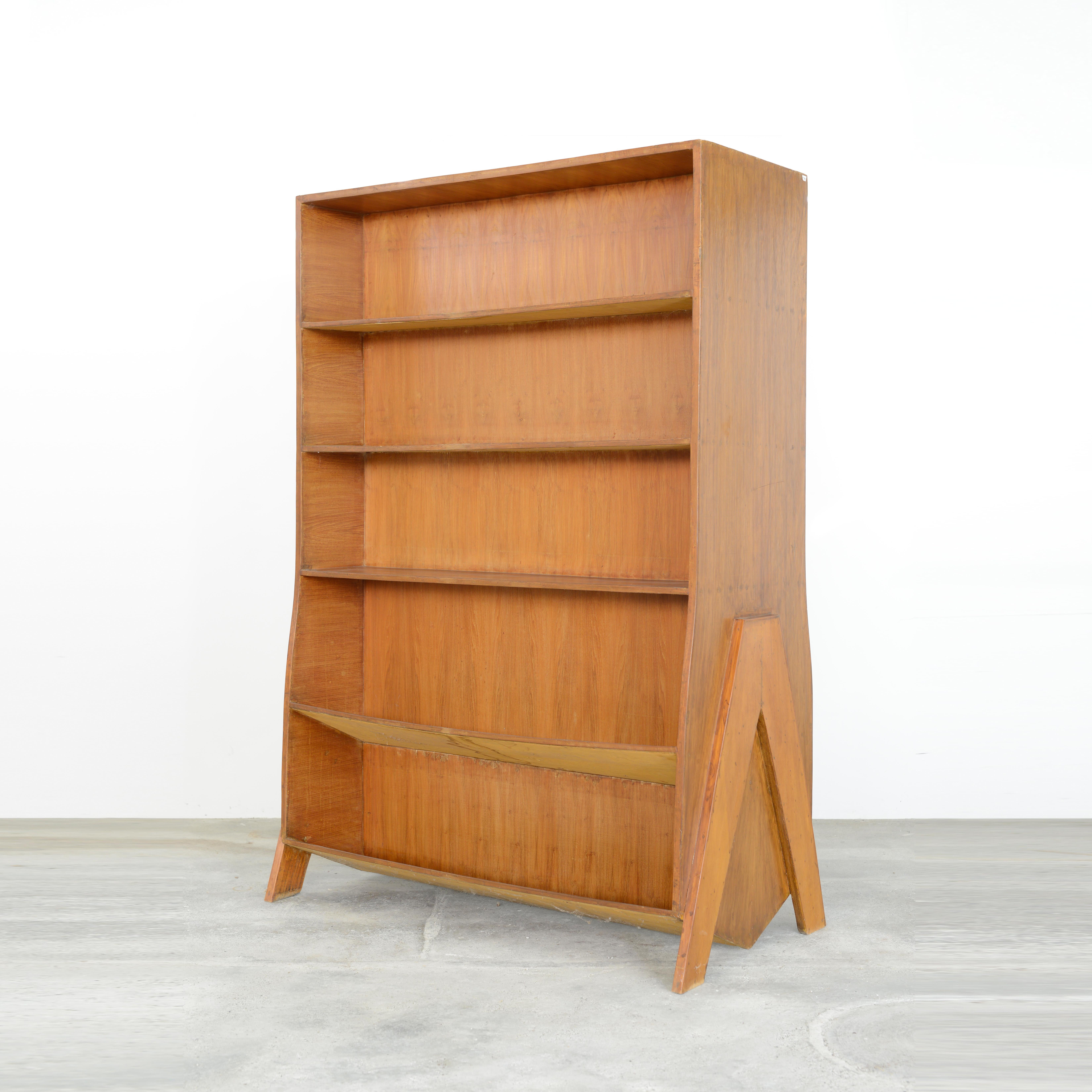 Pierre Jeanneret High File Rack PJ-R-04-A / Authentic Mid-Century Modern In Good Condition For Sale In Zürich, CH