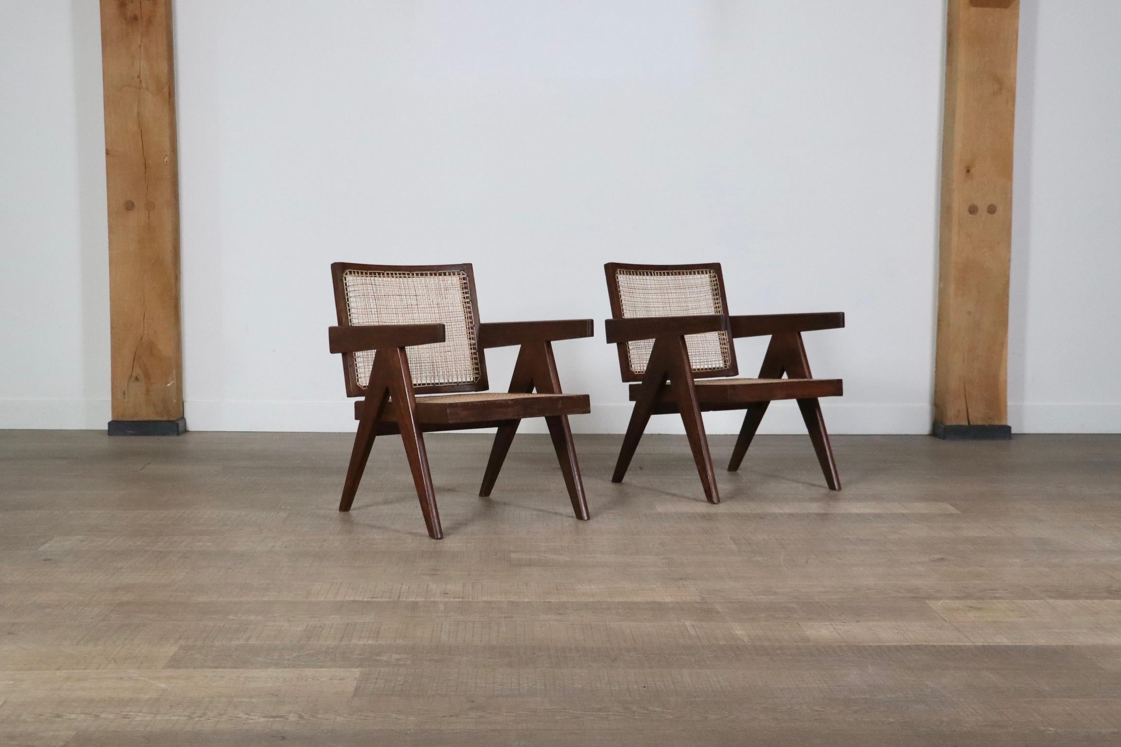 Pierre Jeanneret Floating back lounge chairs in teak and Cane, 1950s 6