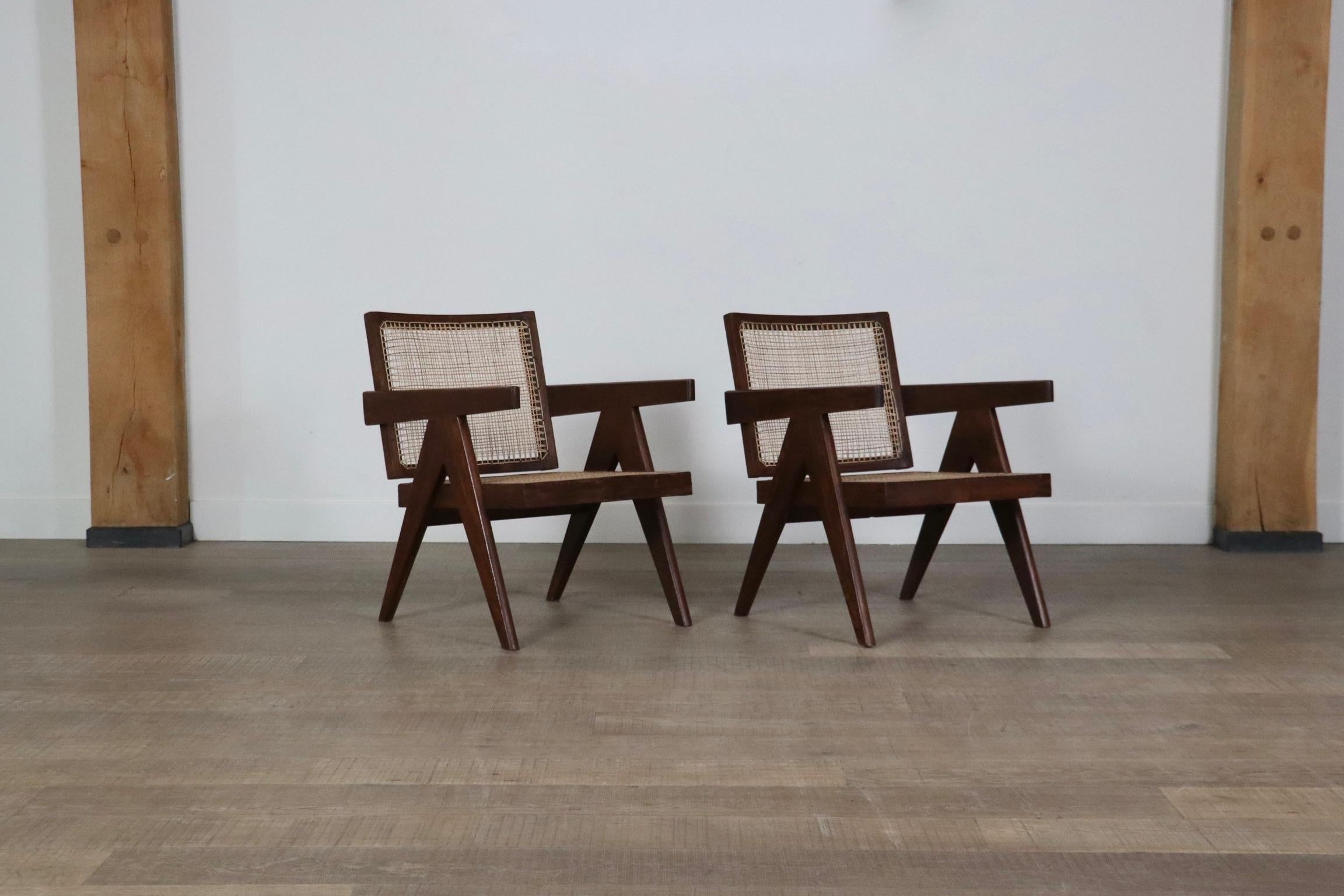 Pierre Jeanneret Floating back lounge chairs in teak and Cane, 1950s 1