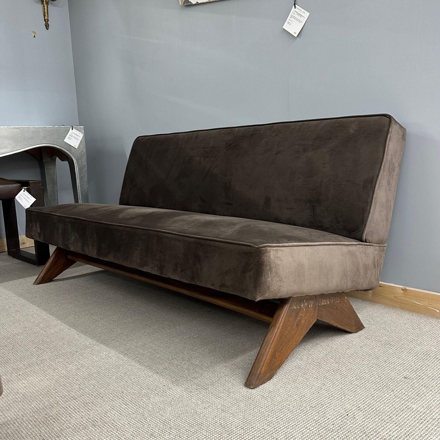 P. Jeanneret Attributed Mid-Century Upholstered Sofa, Brown Velvet, India, 1960s 4