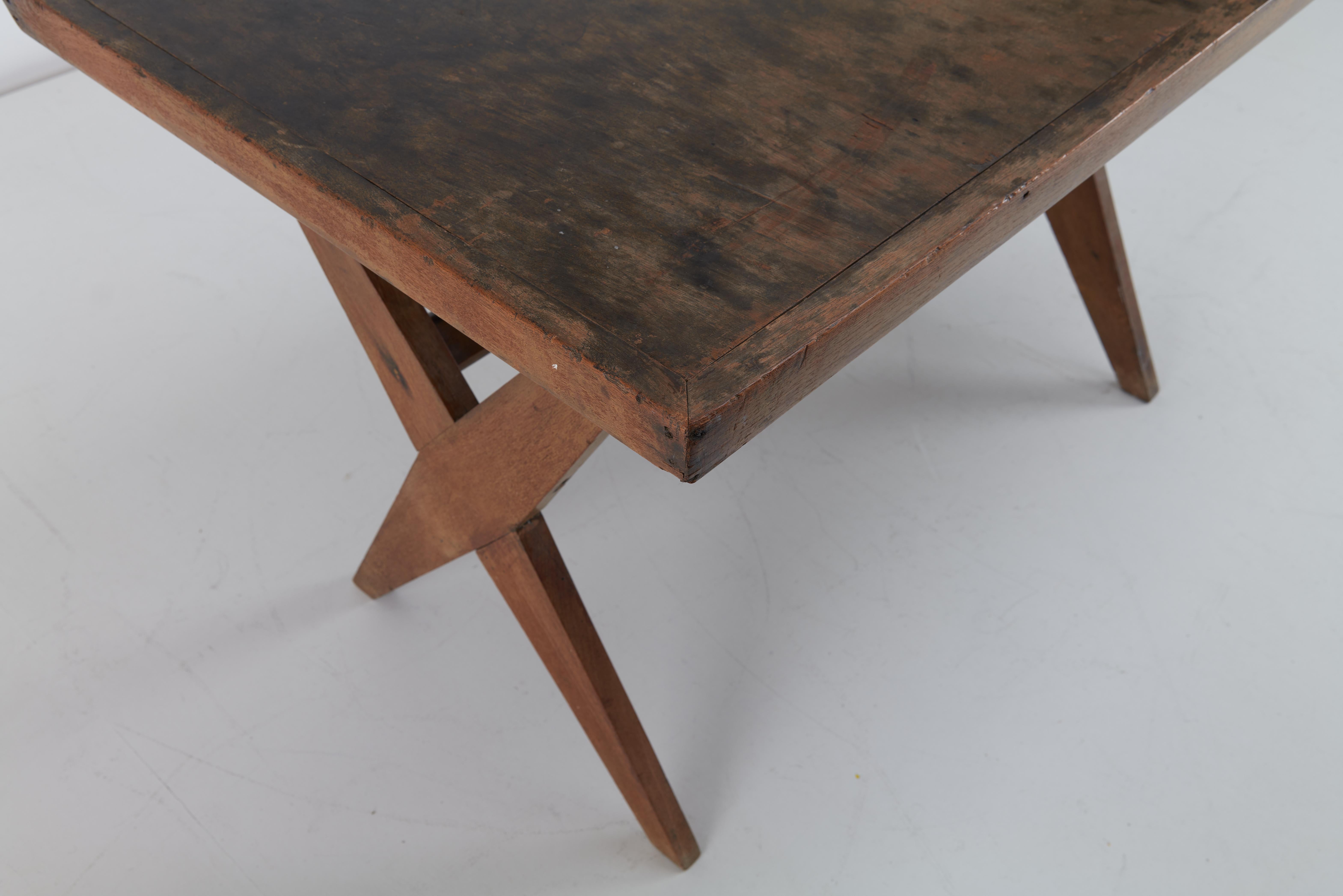 Pierre Jeanneret, Tavolo da pranzo del giudice in teak da Chandigarh, India, c1954 in vendita 2