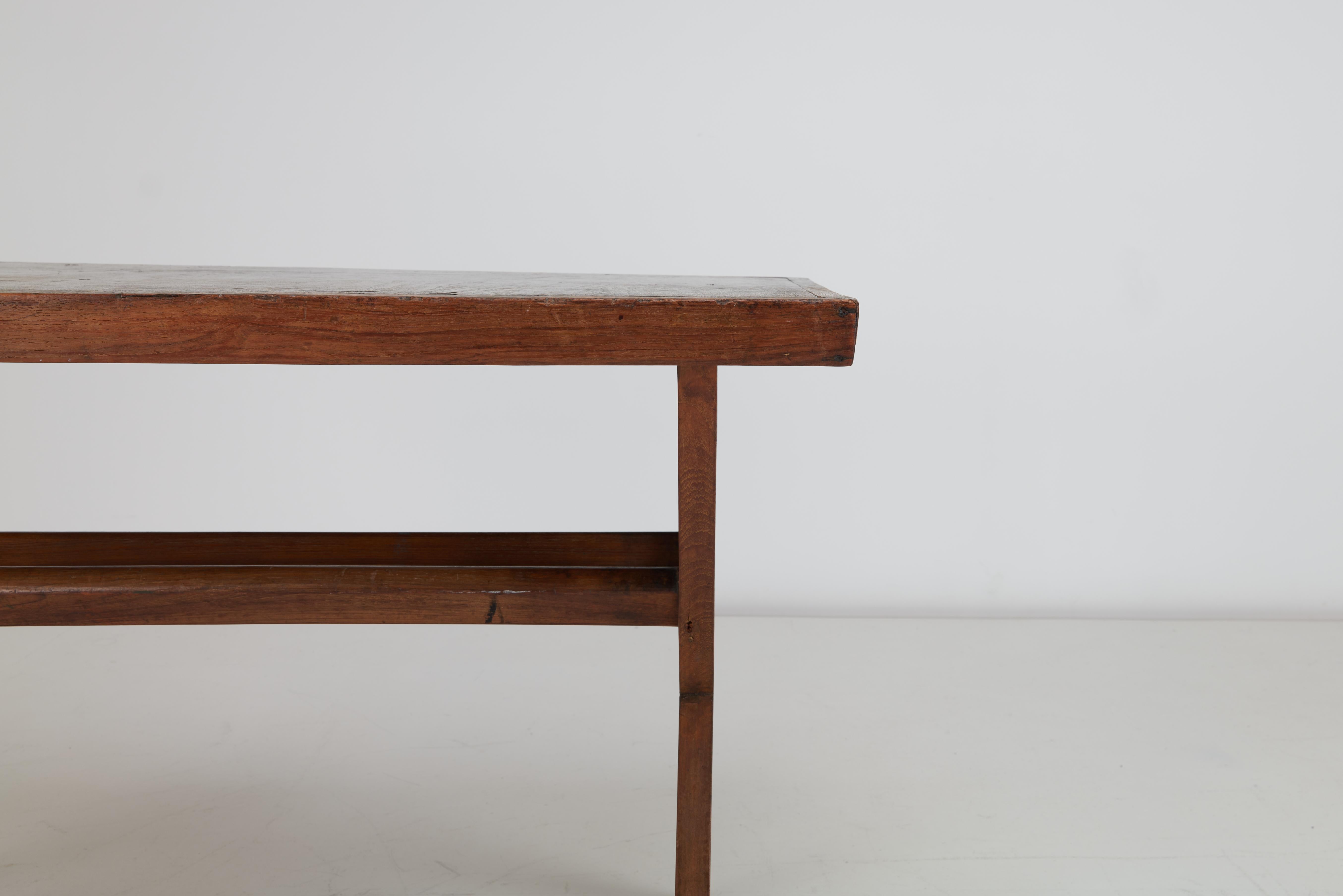 Pierre Jeanneret, Tavolo da pranzo del giudice in teak da Chandigarh, India, c1954 in vendita 3