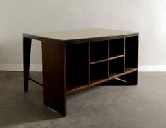 Bureau en bois "Pigeon Hole" de Pierre Jeanneret / Le Corbusier, années 1950