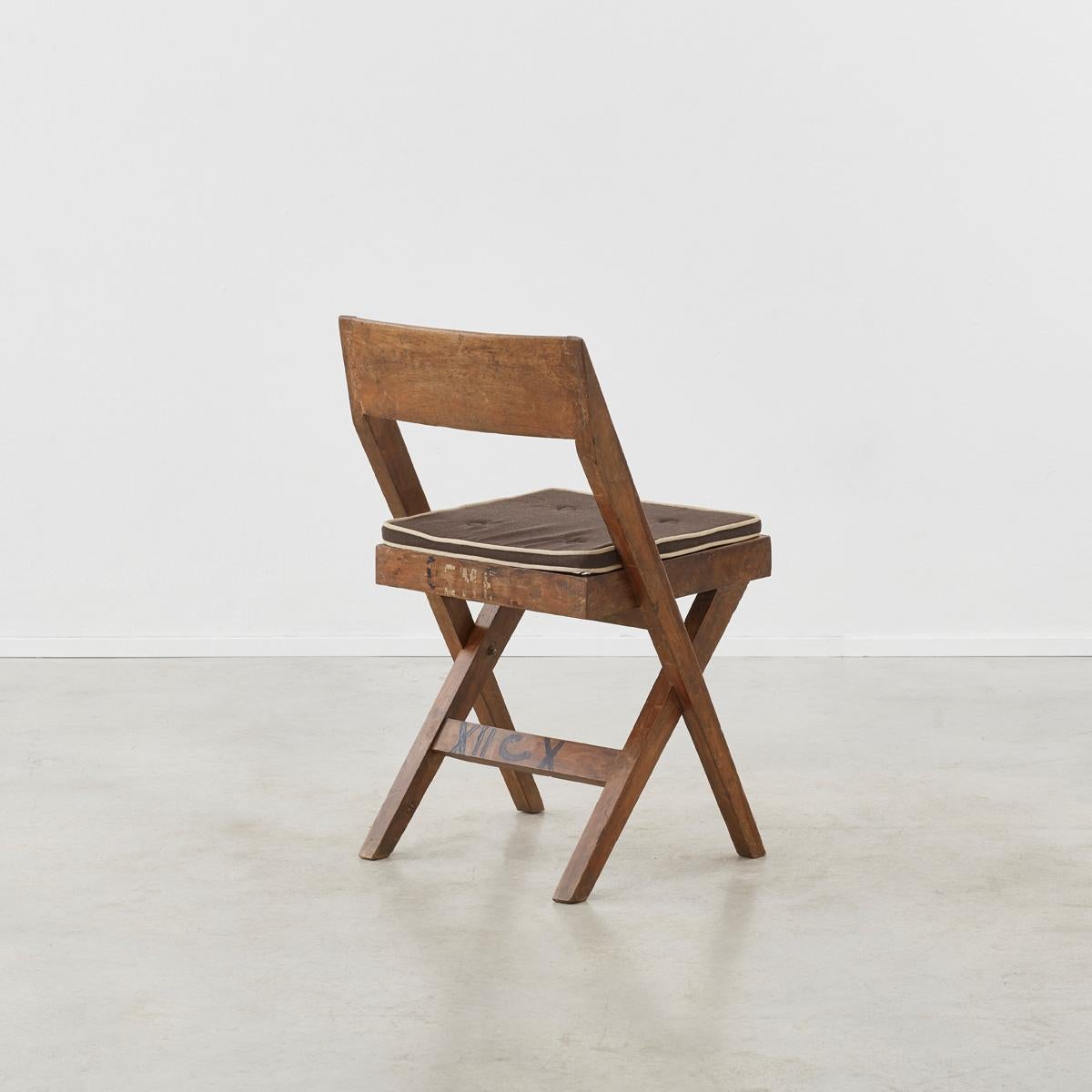 Pierre Jeanneret ‘Library’ chair, model no. PJ-SI-51-A, France/India, 1956 In Good Condition For Sale In London, GB