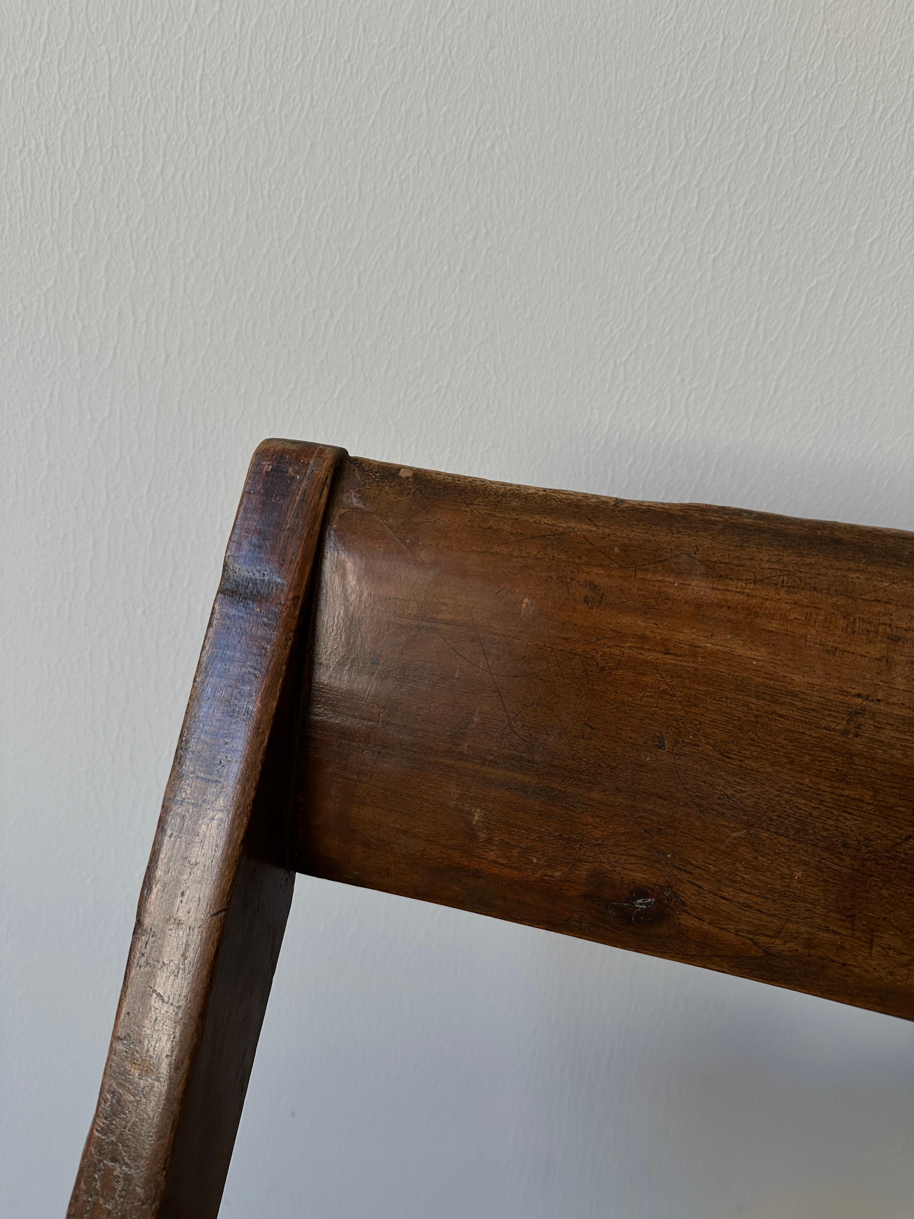 Pierre Jeanneret Library Chairs PJ-SI-51-A In Good Condition For Sale In San Francisco, CA