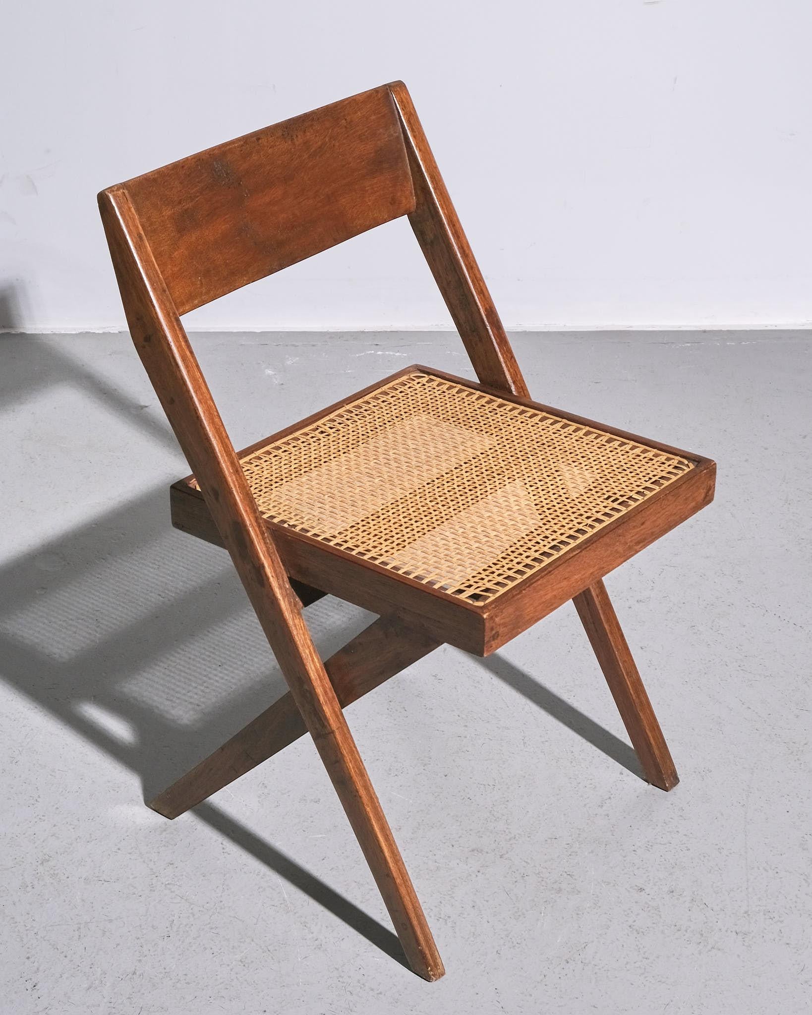 Esszimmerstuhl „Library“ von Pierre Jeanneret im Zustand „Hervorragend“ im Angebot in London, GB