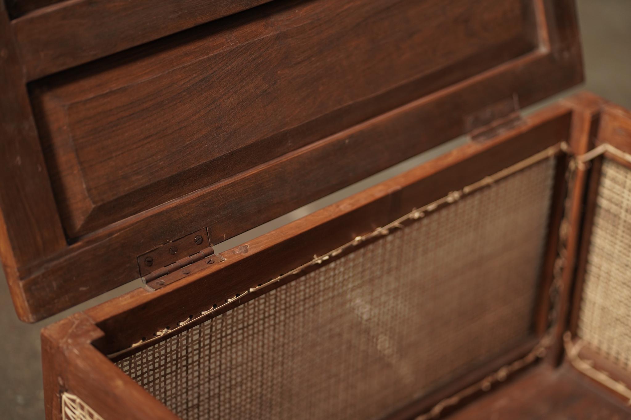 Boîte en lin Pierre Jeanneret en vente 4