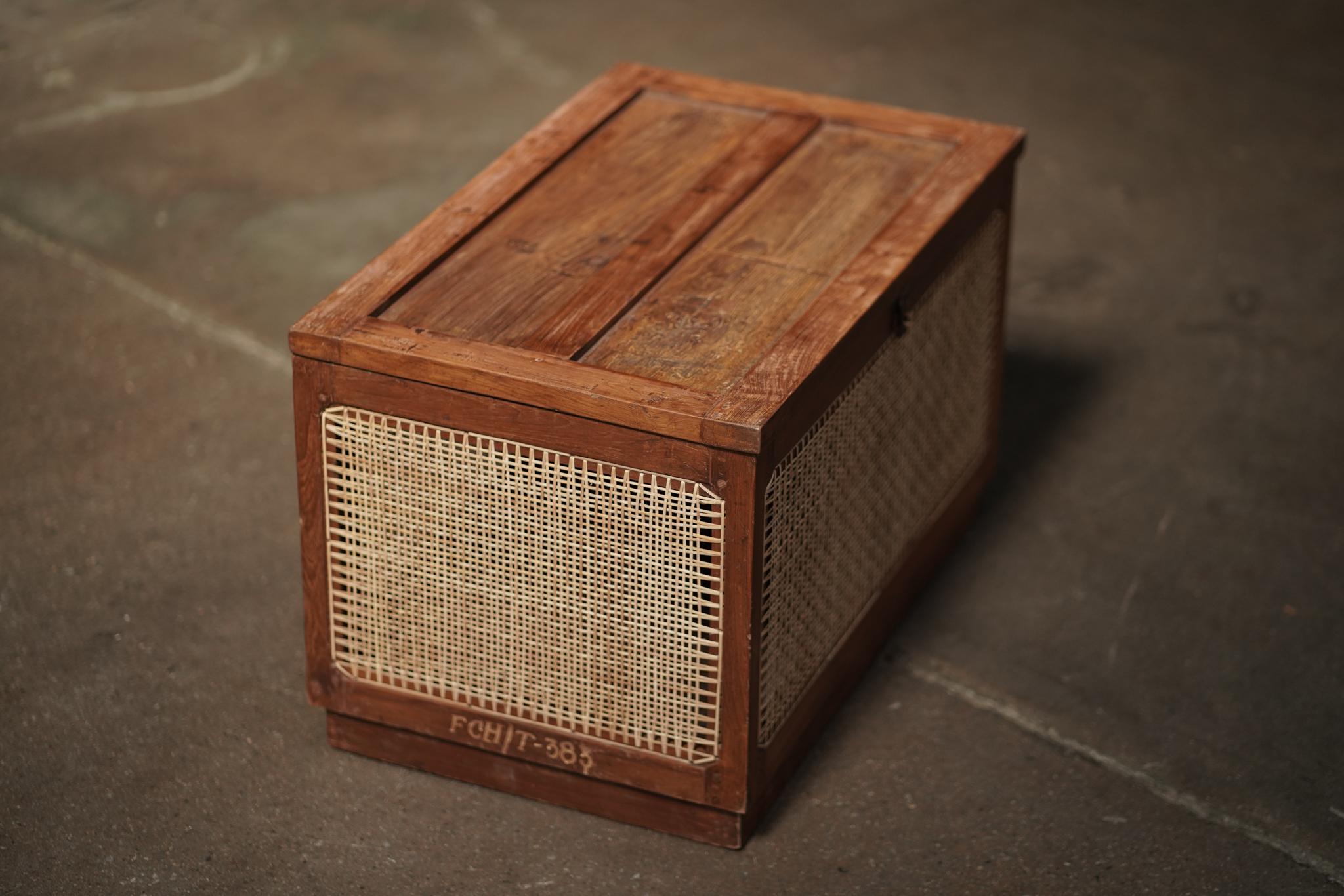 Indien Boîte en lin Pierre Jeanneret en vente