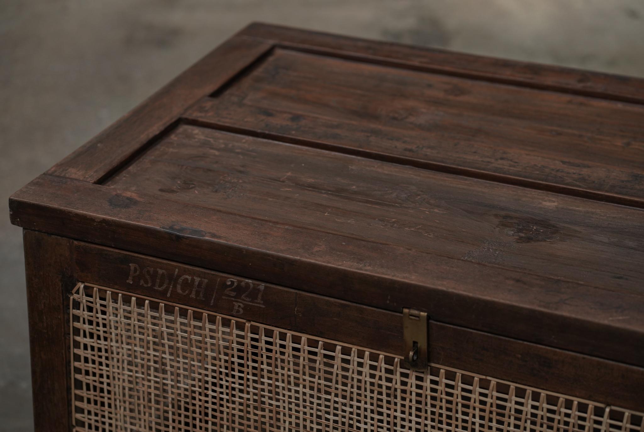 Boîtes en lin Pierre Jeanneret Bon état - En vente à Los Angeles, CA