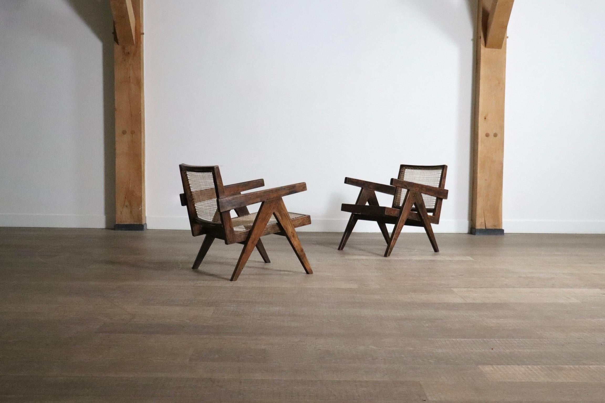 Sillas de salón Pierre Jeanneret PJ-SI-29-A de teca y caña, años 50 en venta 9
